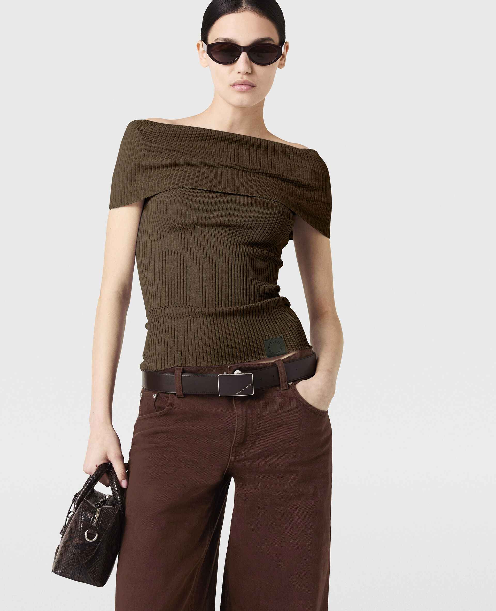 Off-Shoulder Top-Green-large Off-Shoulder Top-Green-large image number 4