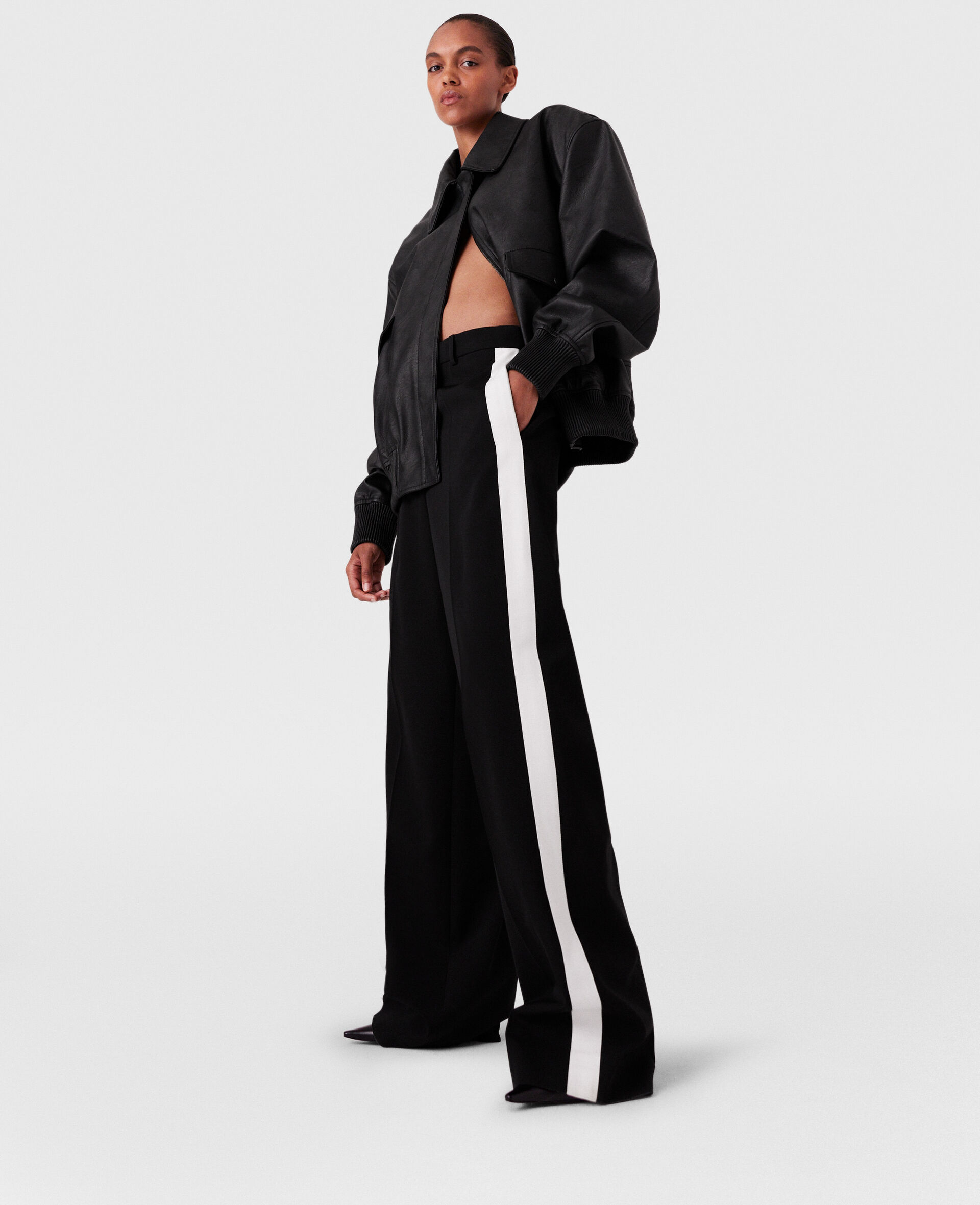 Low-Rise Stripe Straight-Leg Trousers-Black-model