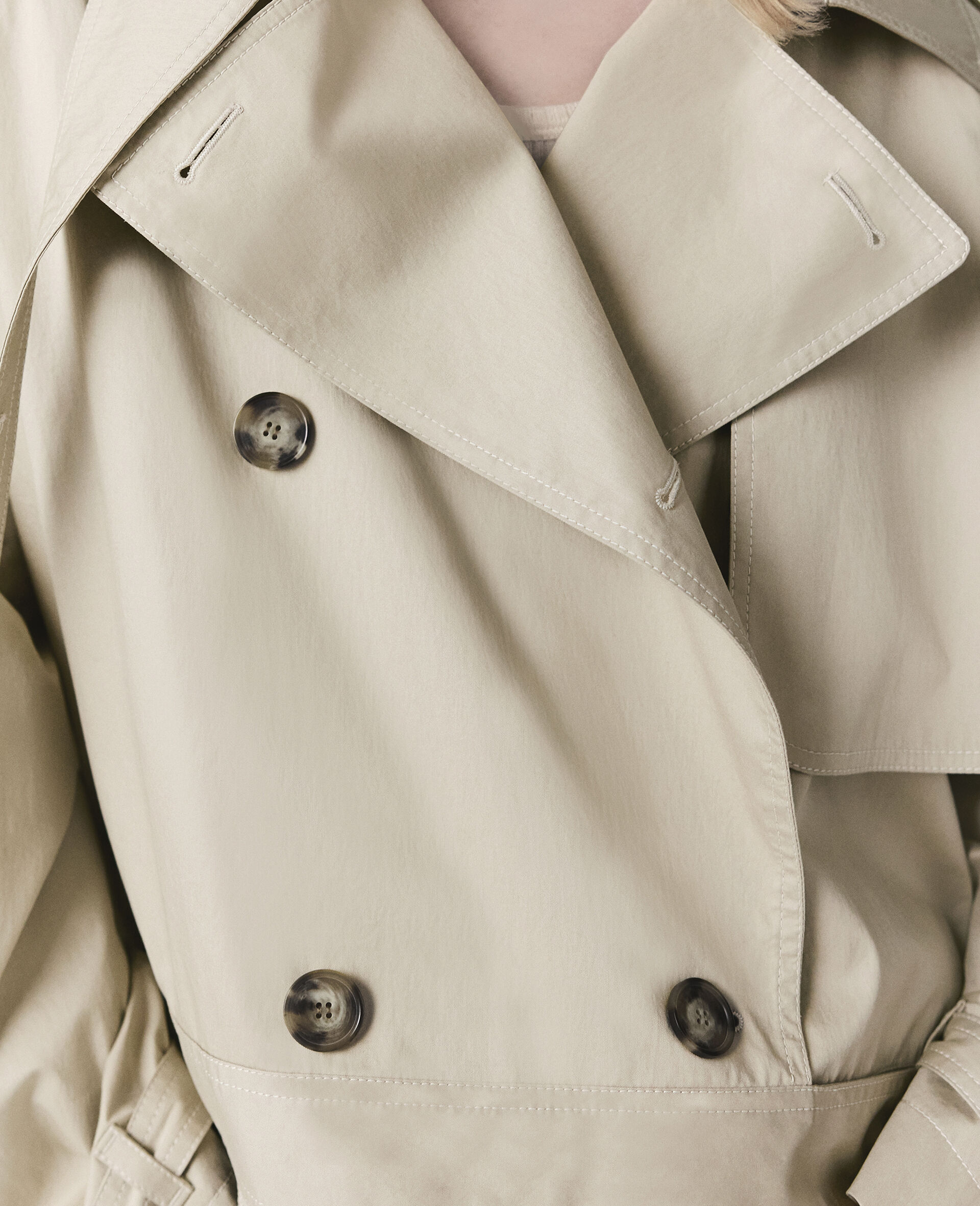 Kurz geschnittene Trenchcoat-Jacke mit G&uuml;rtel-Detail-Beige-large image number 2