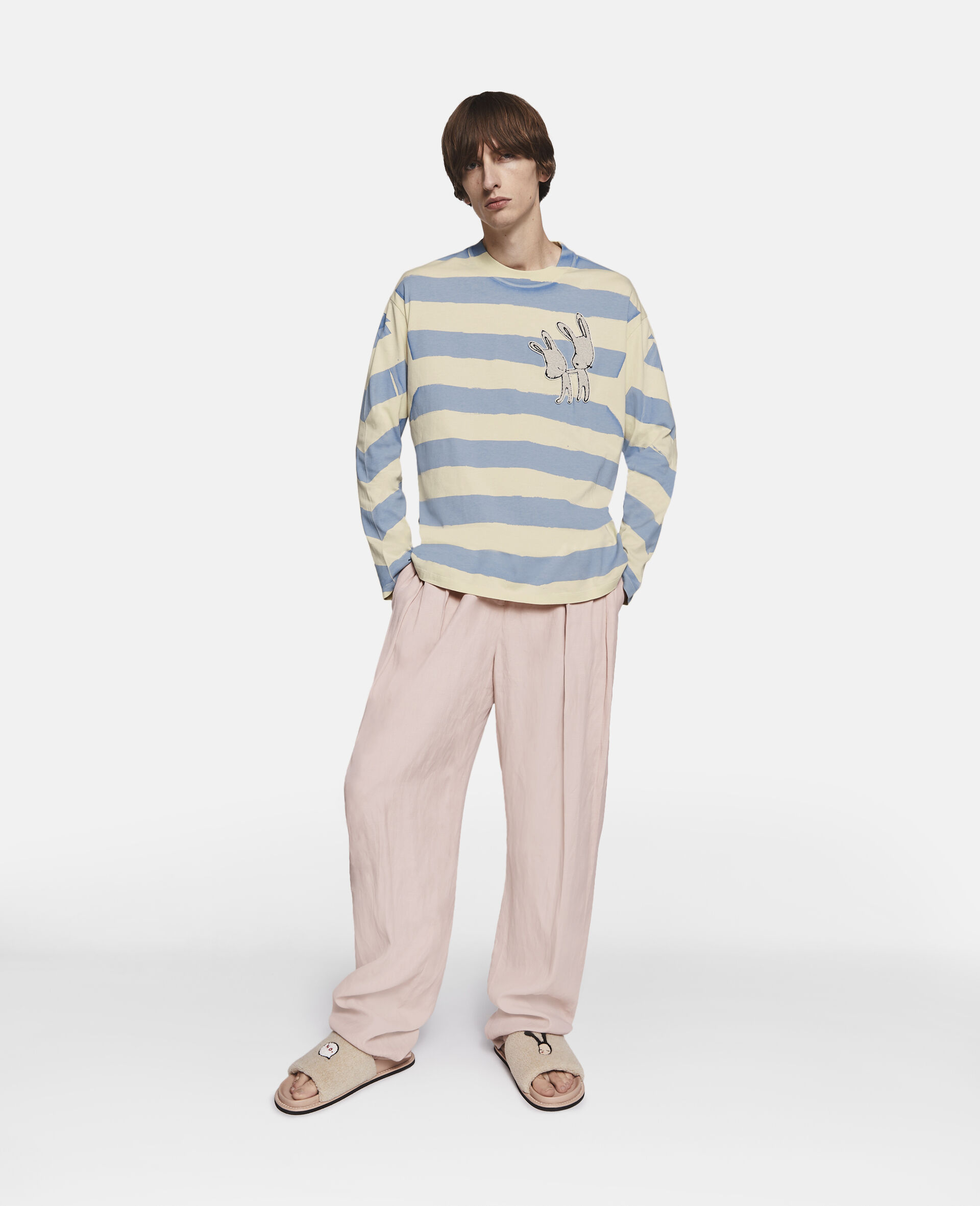 兔子刺绣布列塔尼T恤-白色-model 兔子刺绣布列塔尼T恤-白色-model