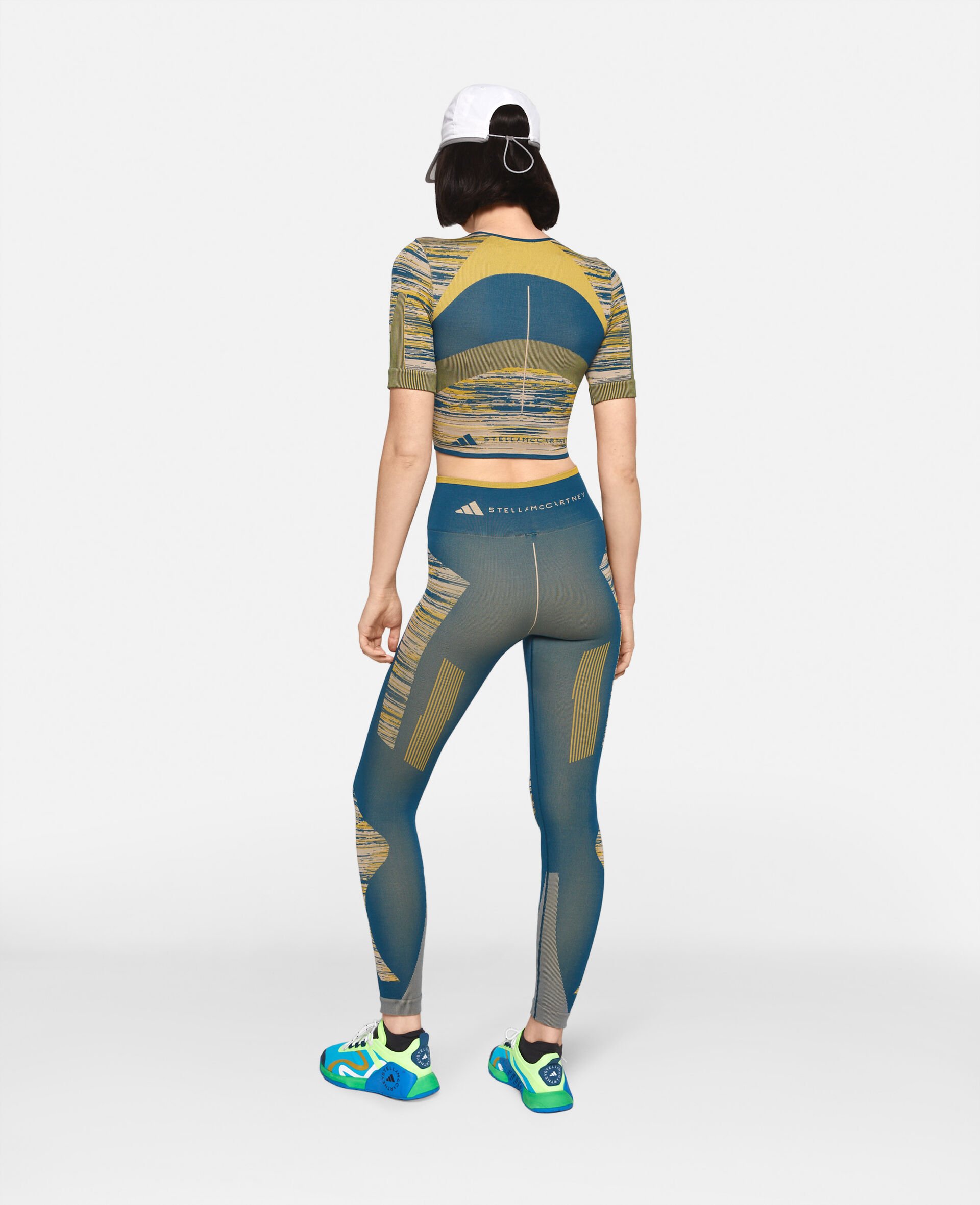 TrueStrength Seamless Yoga Crop Top-Multicolour-large image number 2