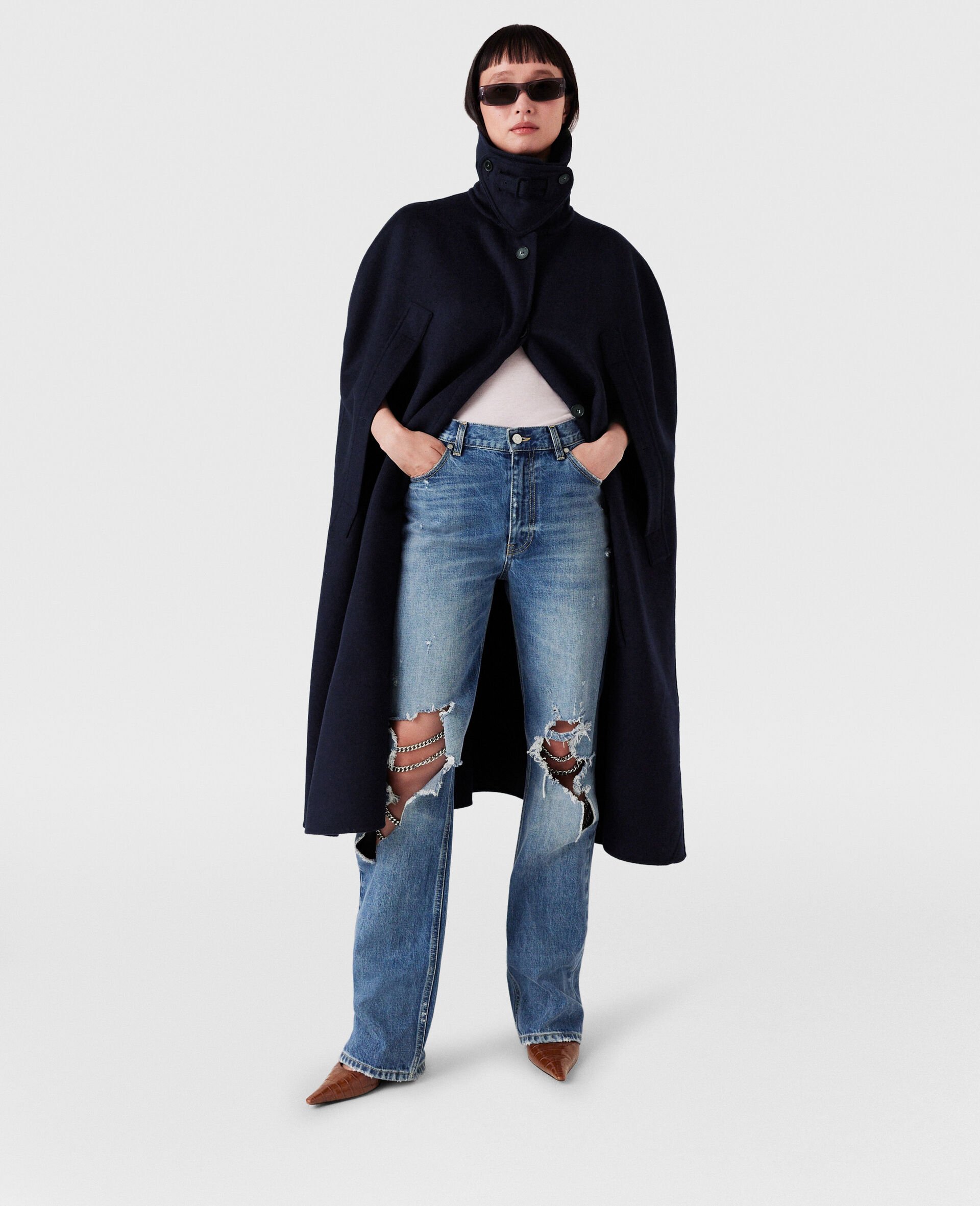 Falabella Knees Bootcut Jeans-Blue-model