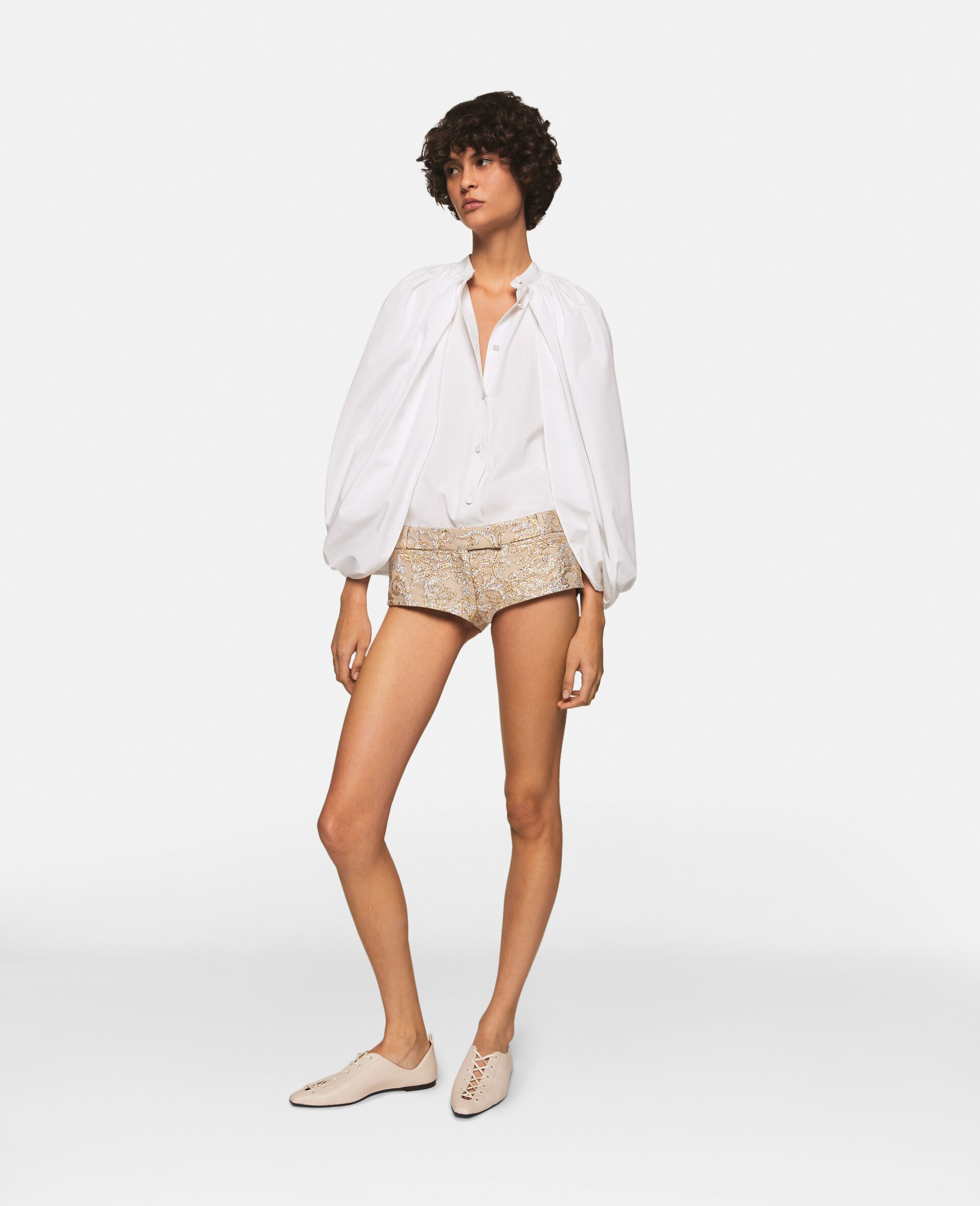 Camicia in cotone con maniche a mantella-Bianco-model