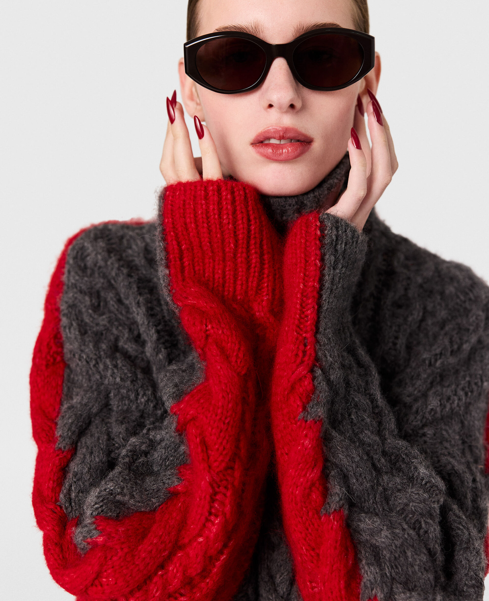 Laced Sleeves Cableknit Turtleneck Sweater-Red-large image number 5