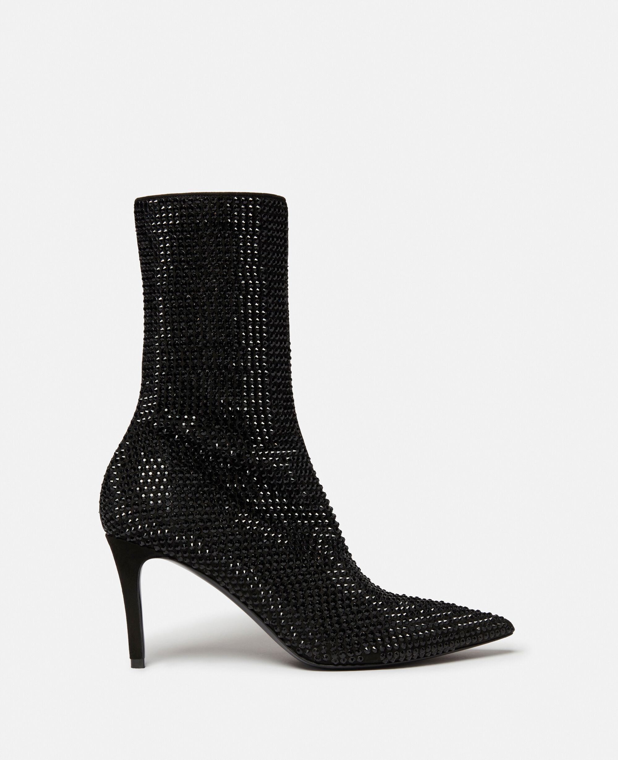 Iconic black sale ankle boots