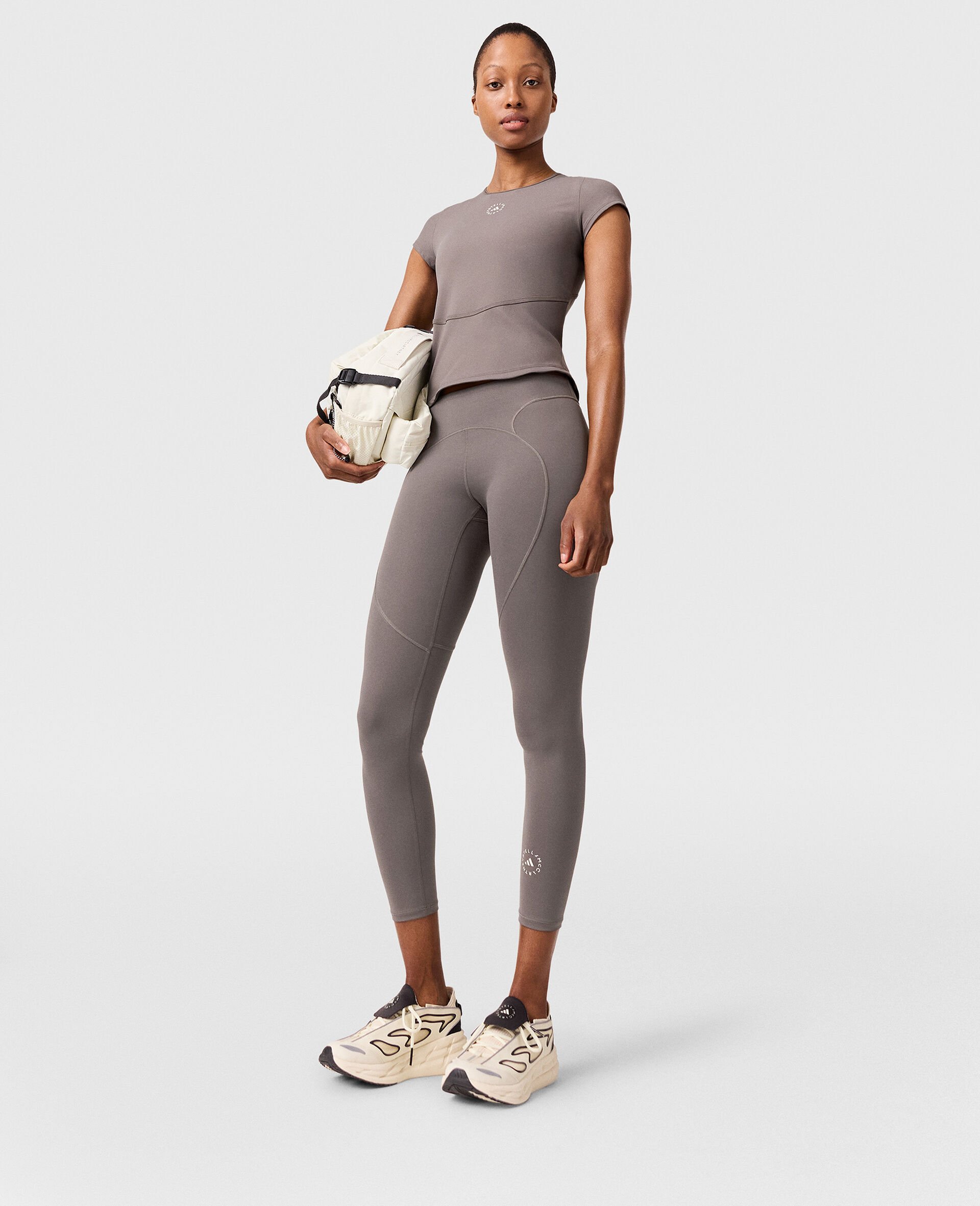 TruePurpose Training 7/8 Leggings-Brown-model