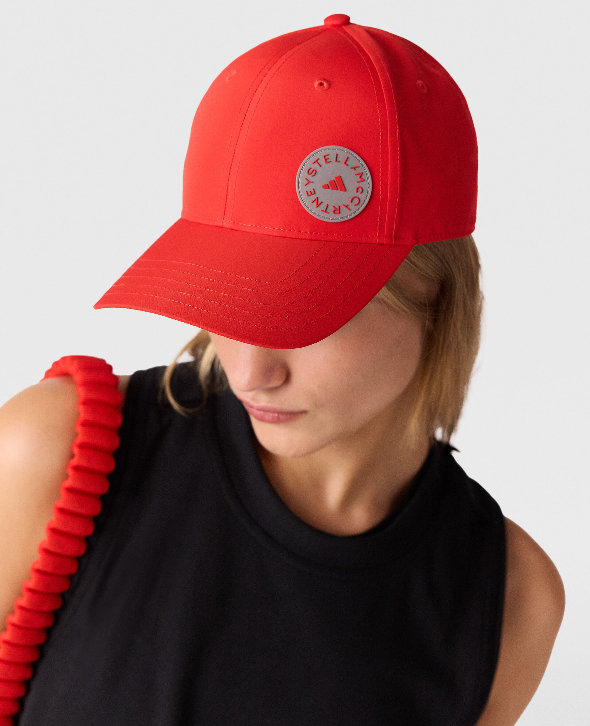 Logo Baseball Cap-Red-model