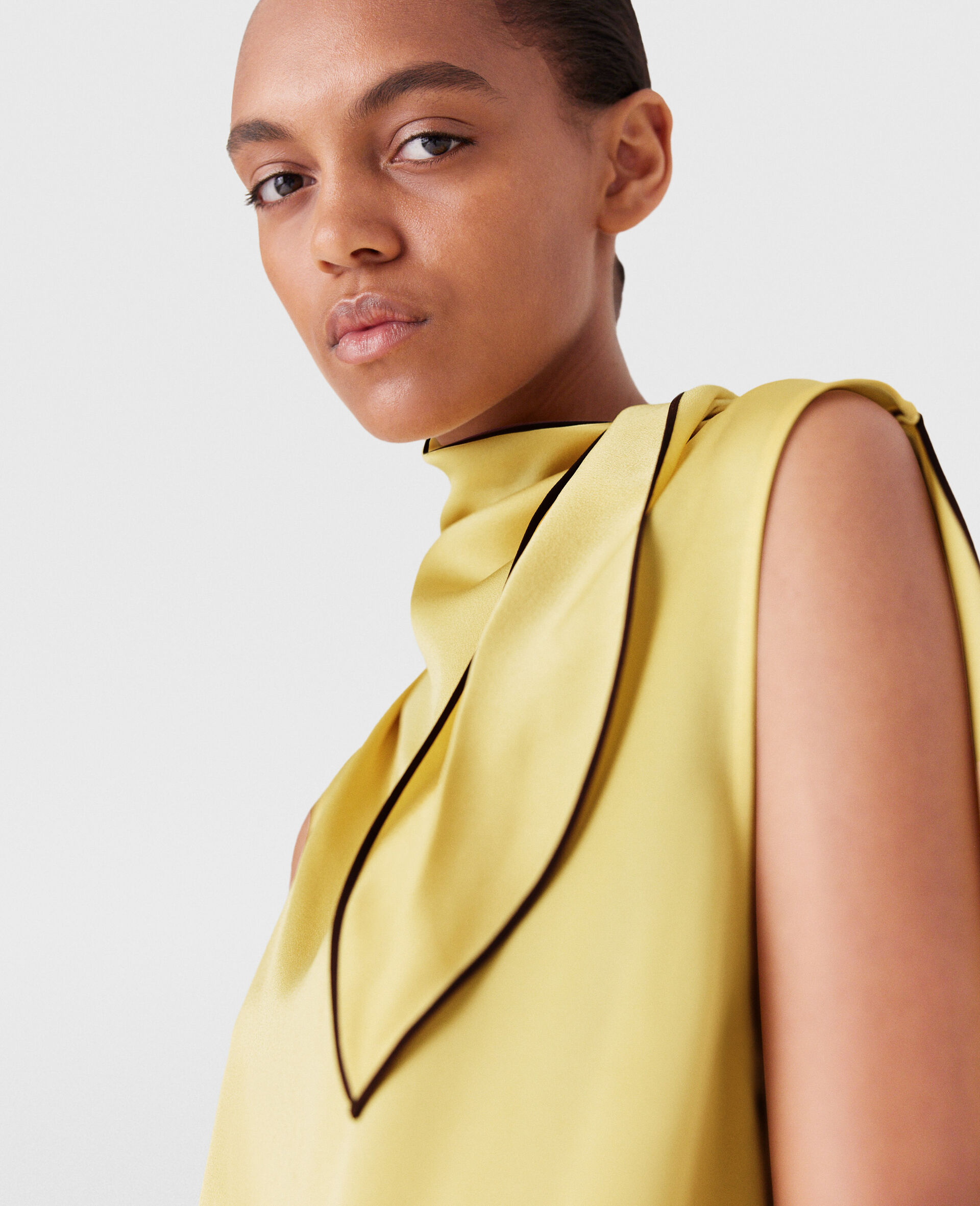 Tie Neck Top -Yellow-large Tie Neck Top -Yellow-large image number 3