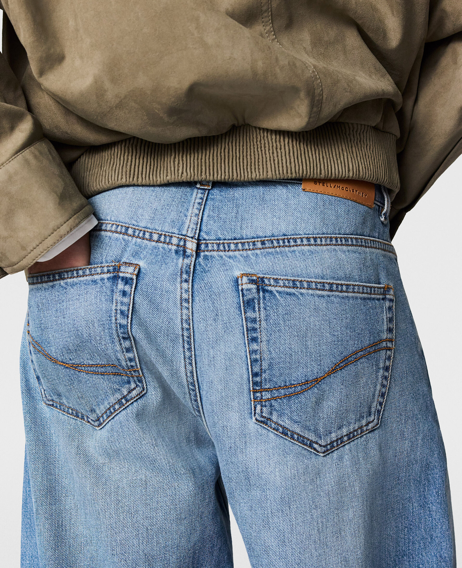 Mid Waist Relaxed Curve Jeans-Blue-large image number 4