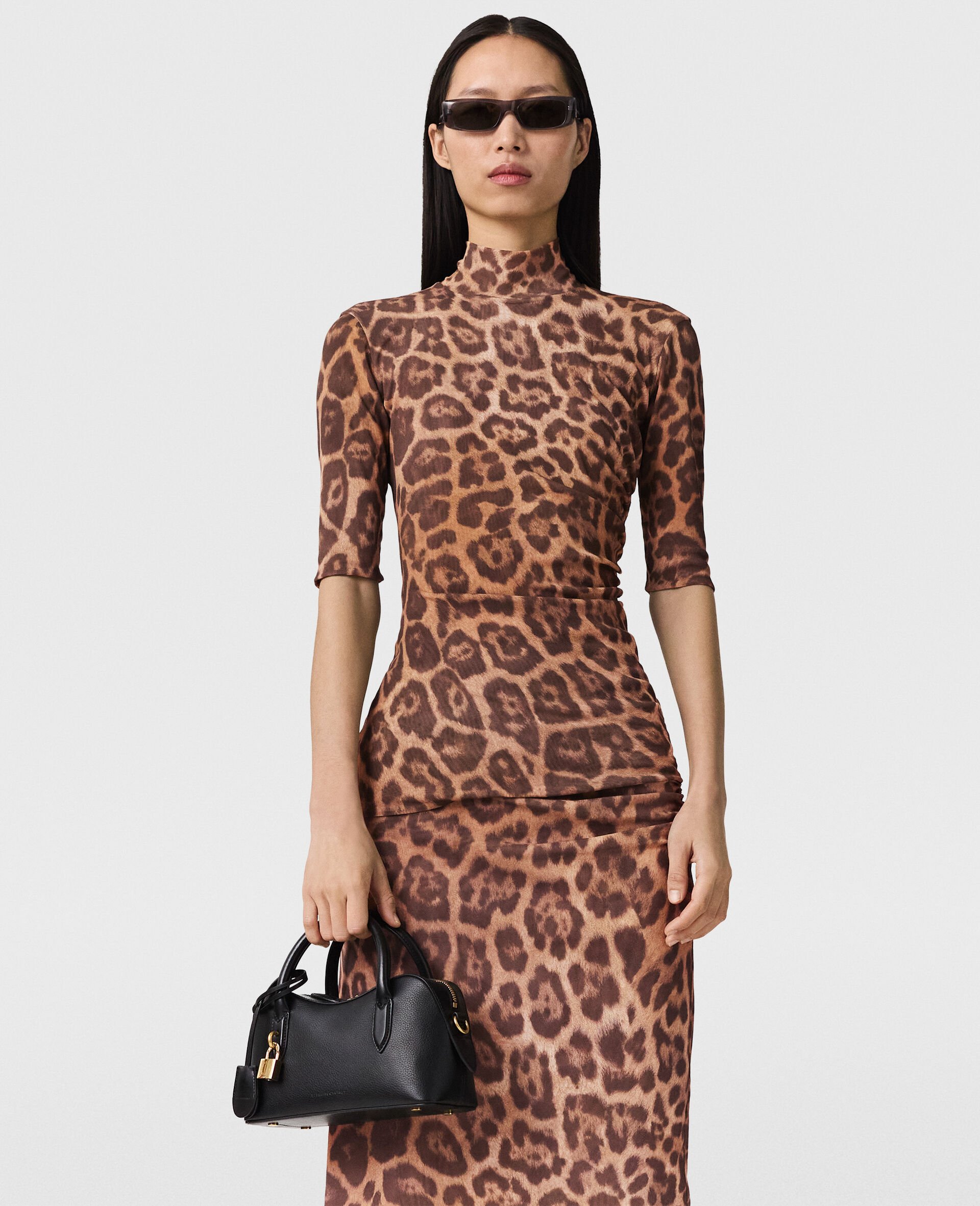 Leopard High-Neck Top-Marron-model