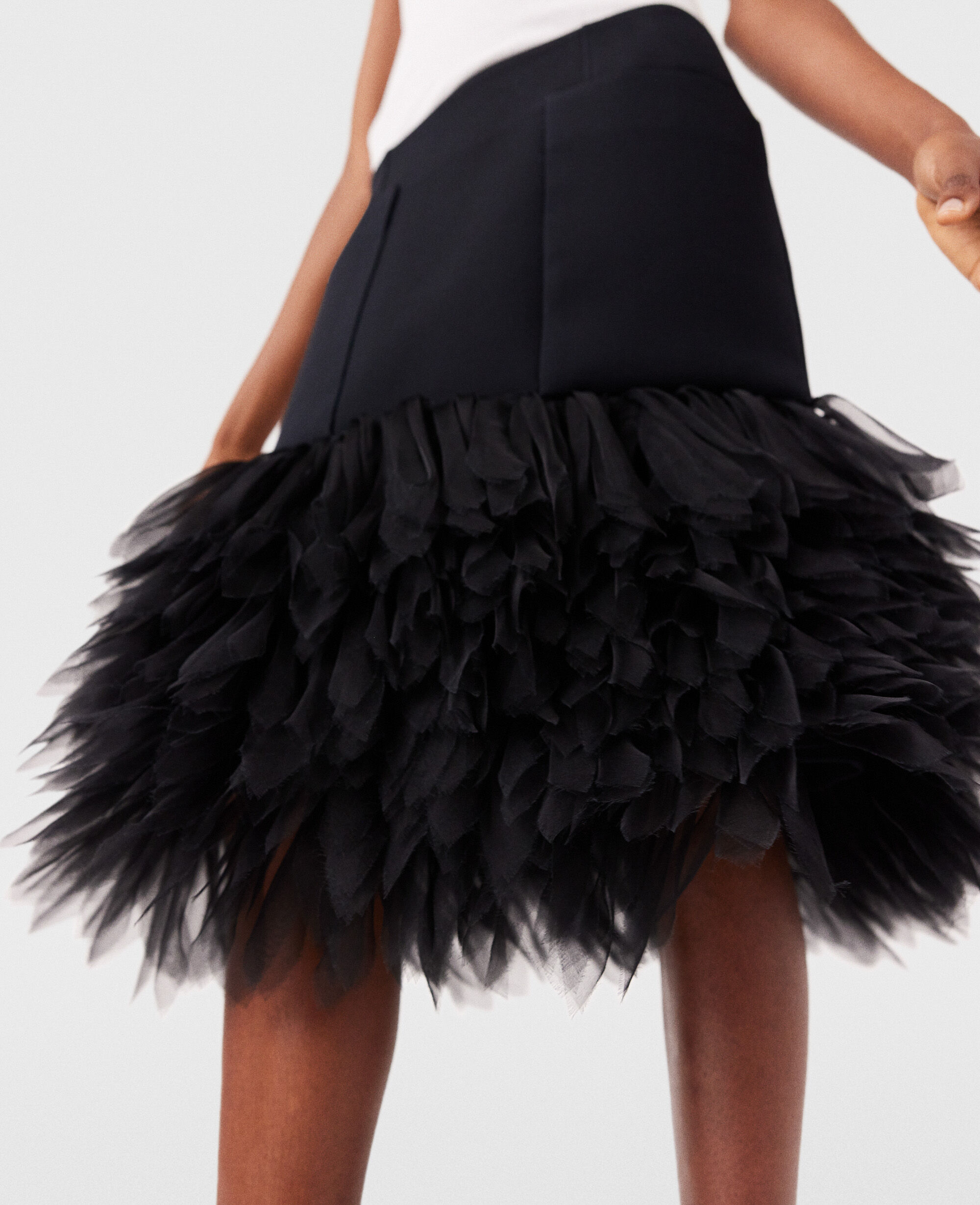 Women Midnight black High-Rise Feather Midi Skirt | Stella McCartney US