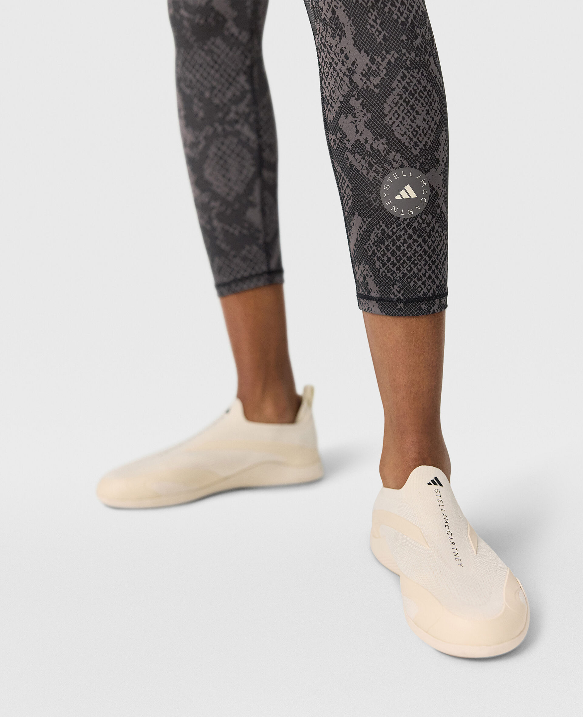 TruePurpose Training Leggings -Brown-large image number 5