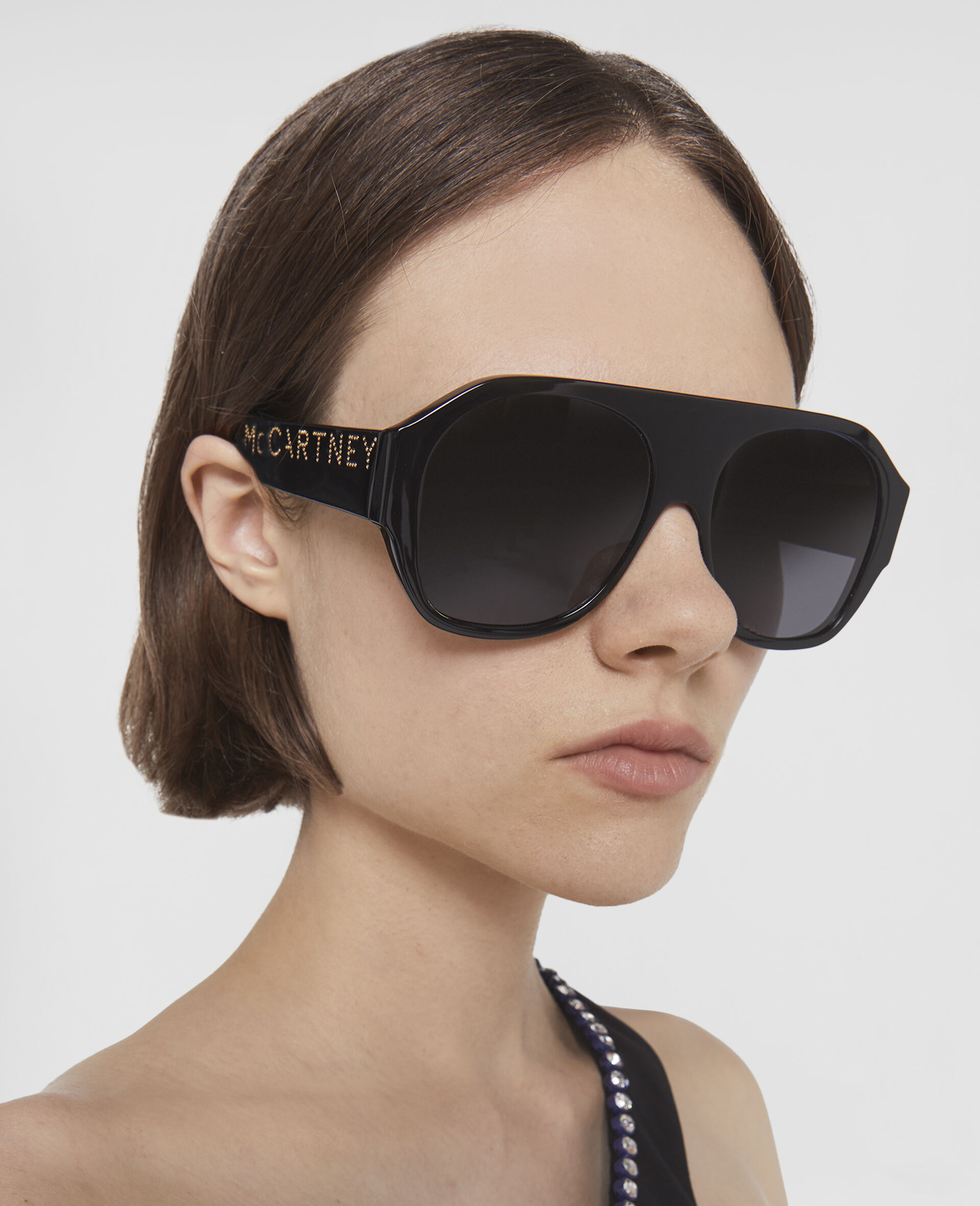 Logo Chunky Aviator Sunglasses-Black-model