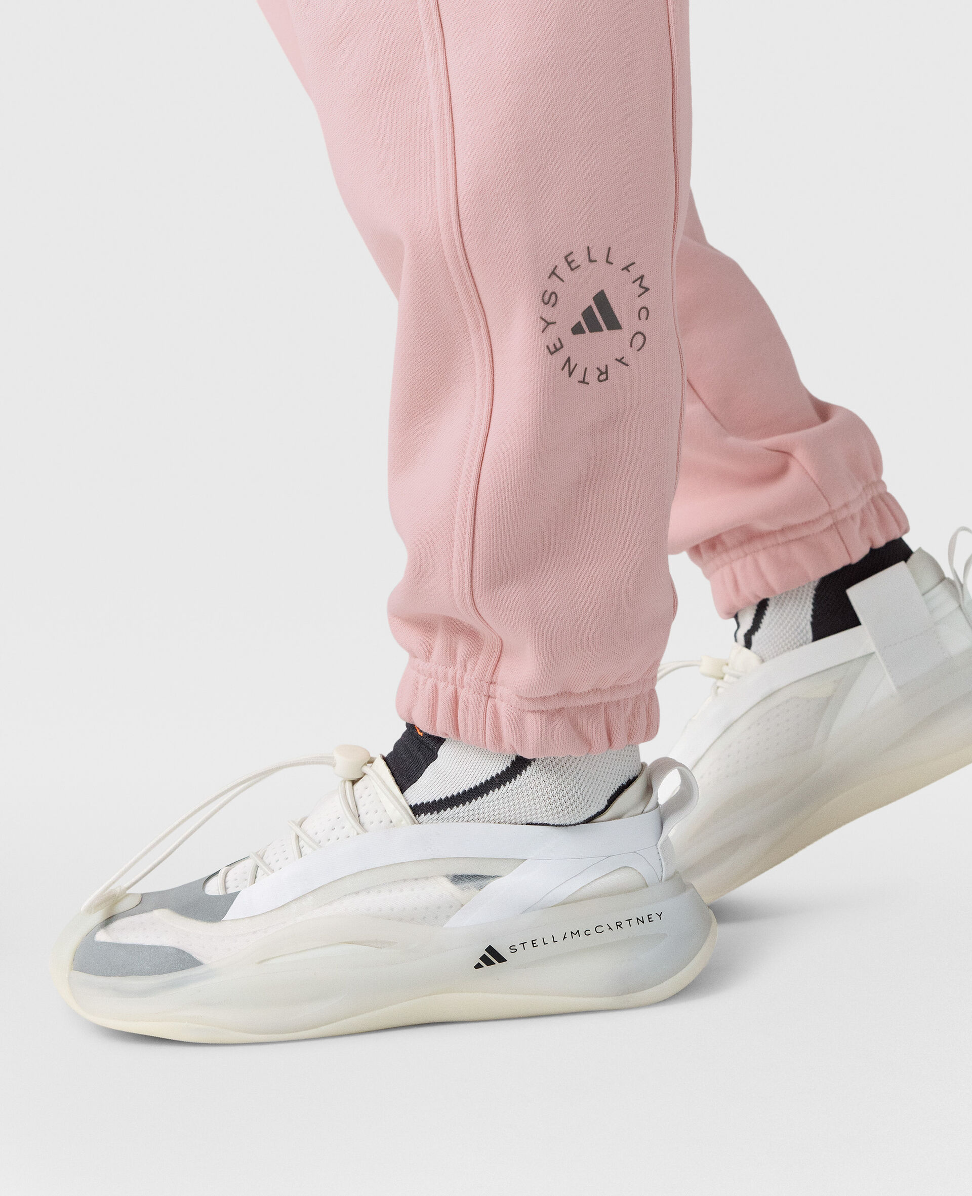 Sportswear Low Ground Running Trainers-White-model