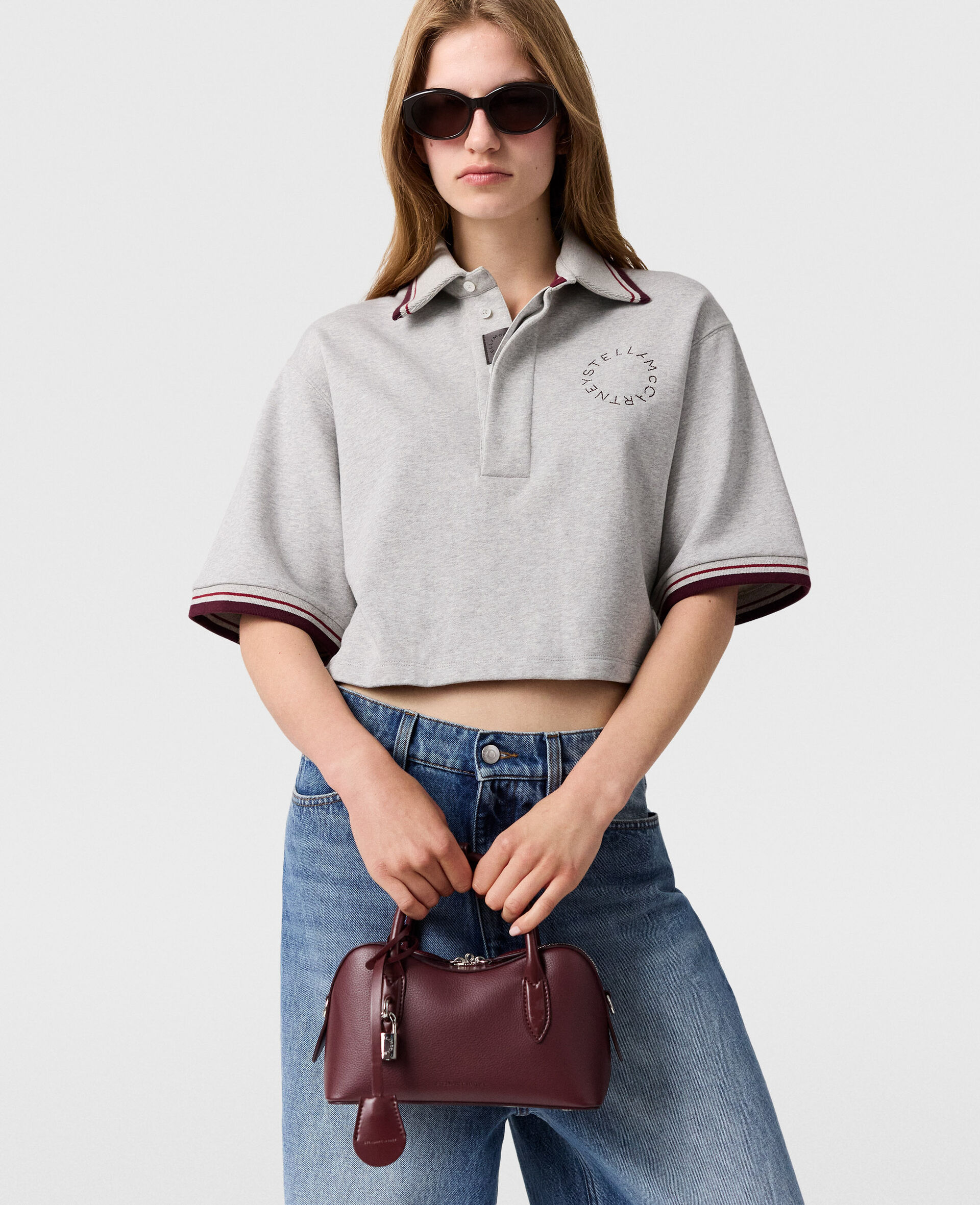 Cropped Short-Sleeve Rugby Shirt-Grey-model