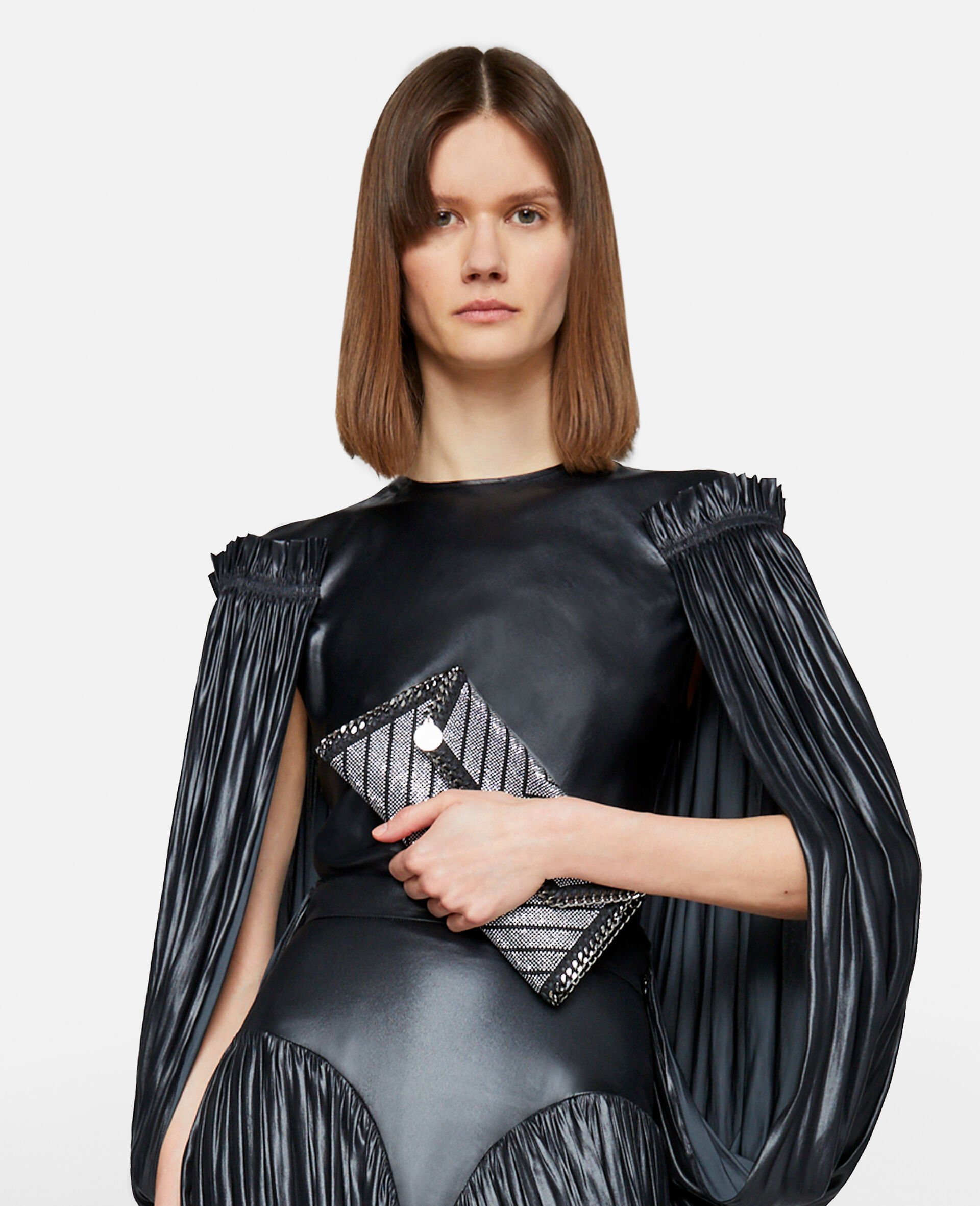 Falabella水晶V形图案手拿包-黑色-large image number 1