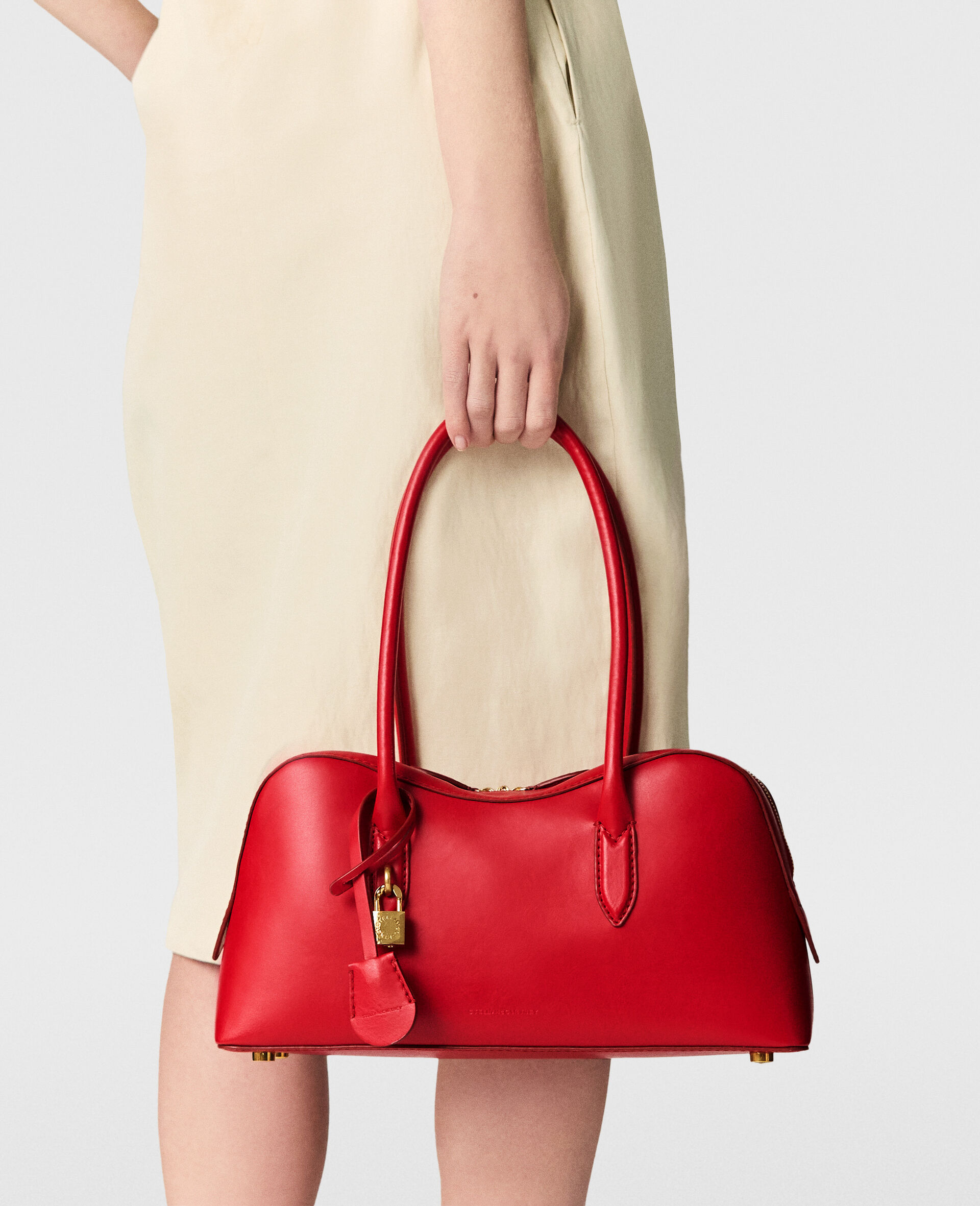 Stella Ryder Shoulder Bag-Black-model