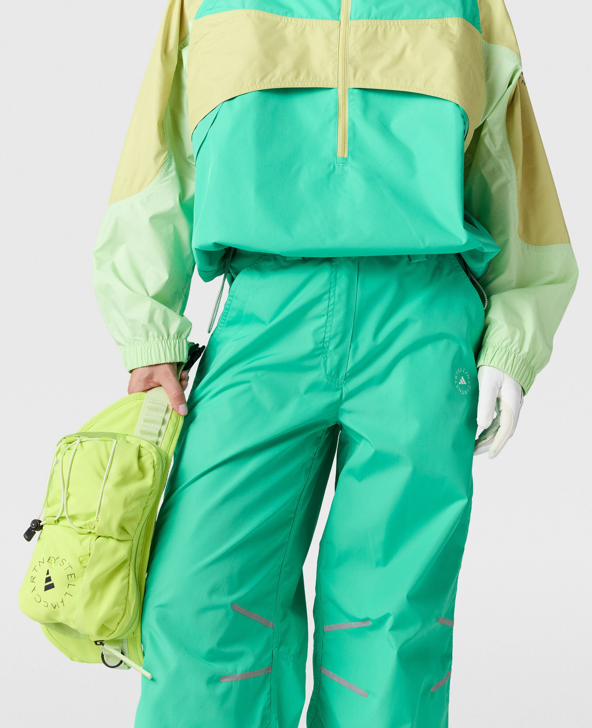 Logo Multisport Bag-Green-model