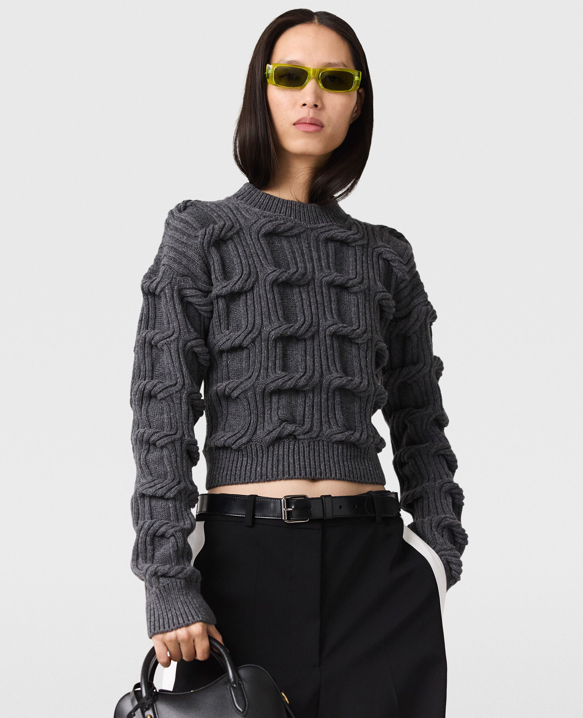 Pull en maille torsadee Falabella-Gris-model