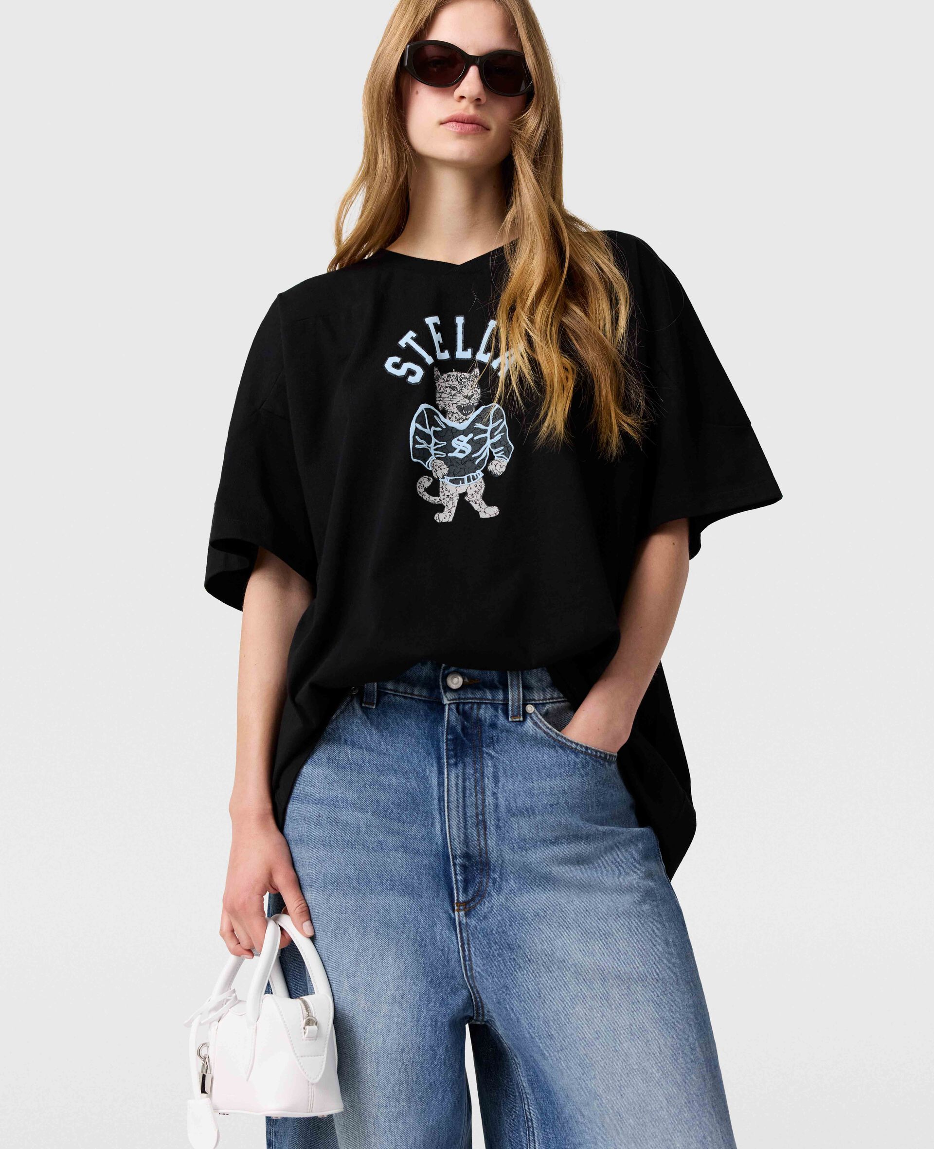 T-Shirt Varsity con Grafica Stella-Nero-model
