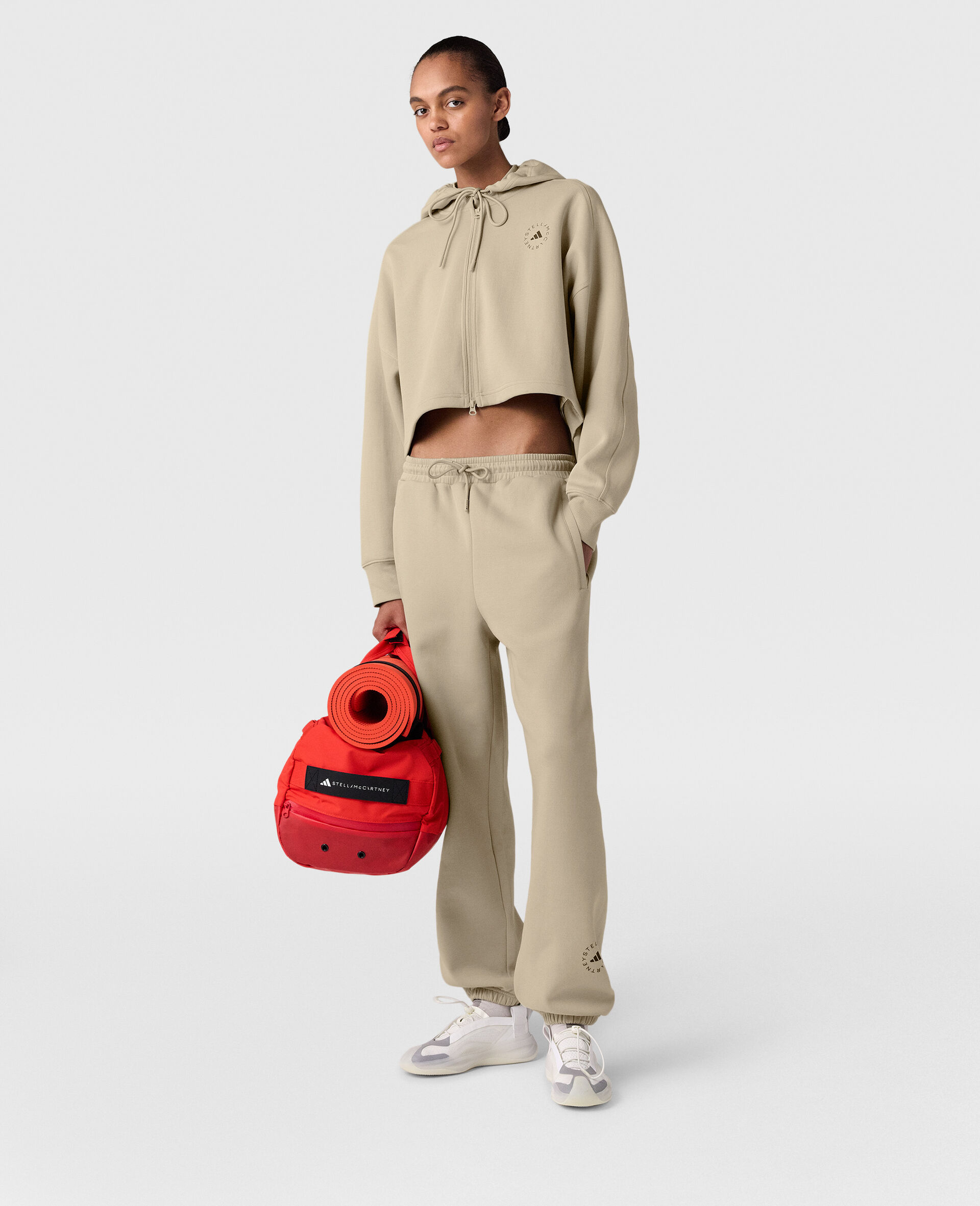 TrueLife  Oversized Joggers-Beige-model