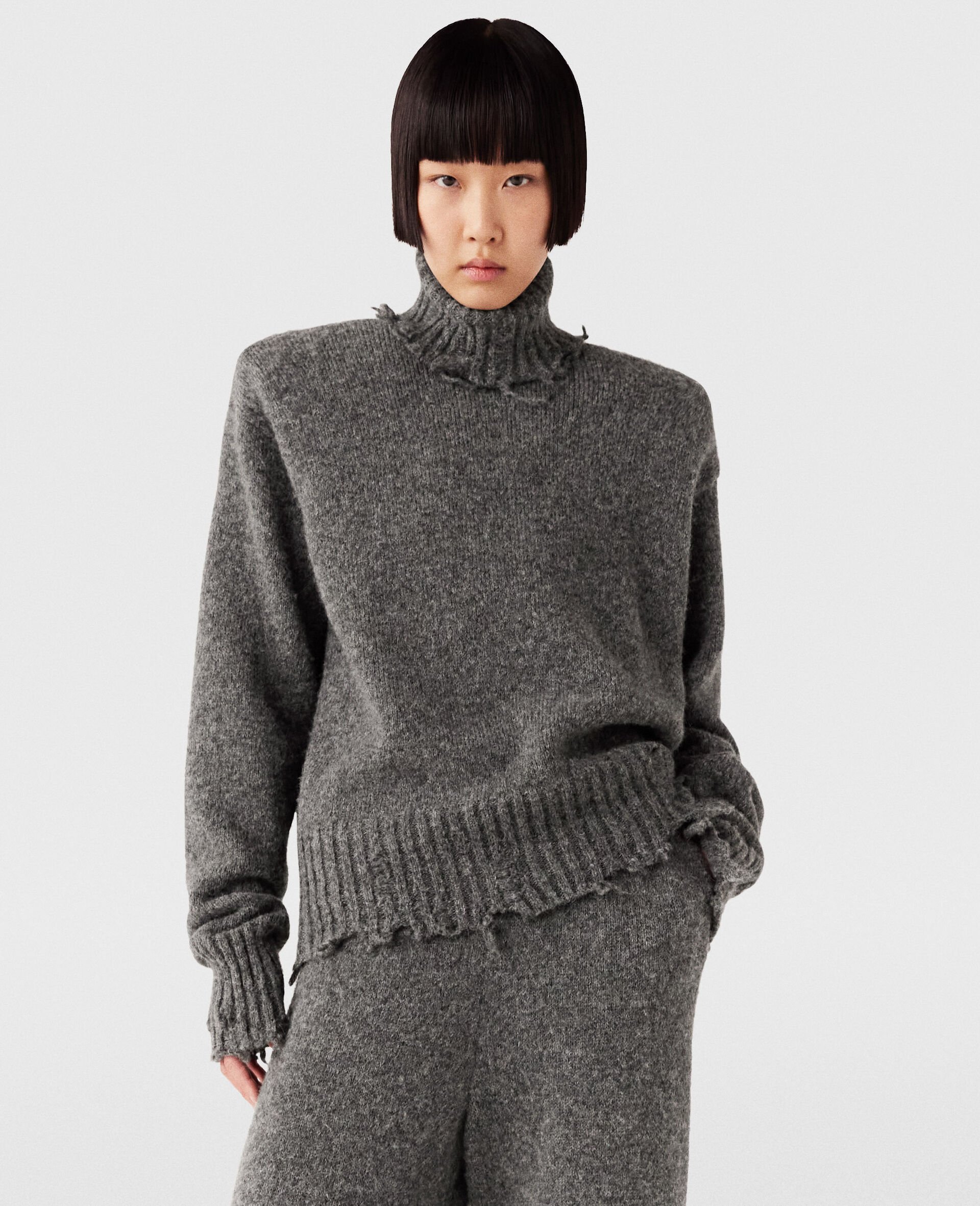 Distressed Turtleneck Jumper -Grey-model Distressed Turtleneck Jumper -Grey-model