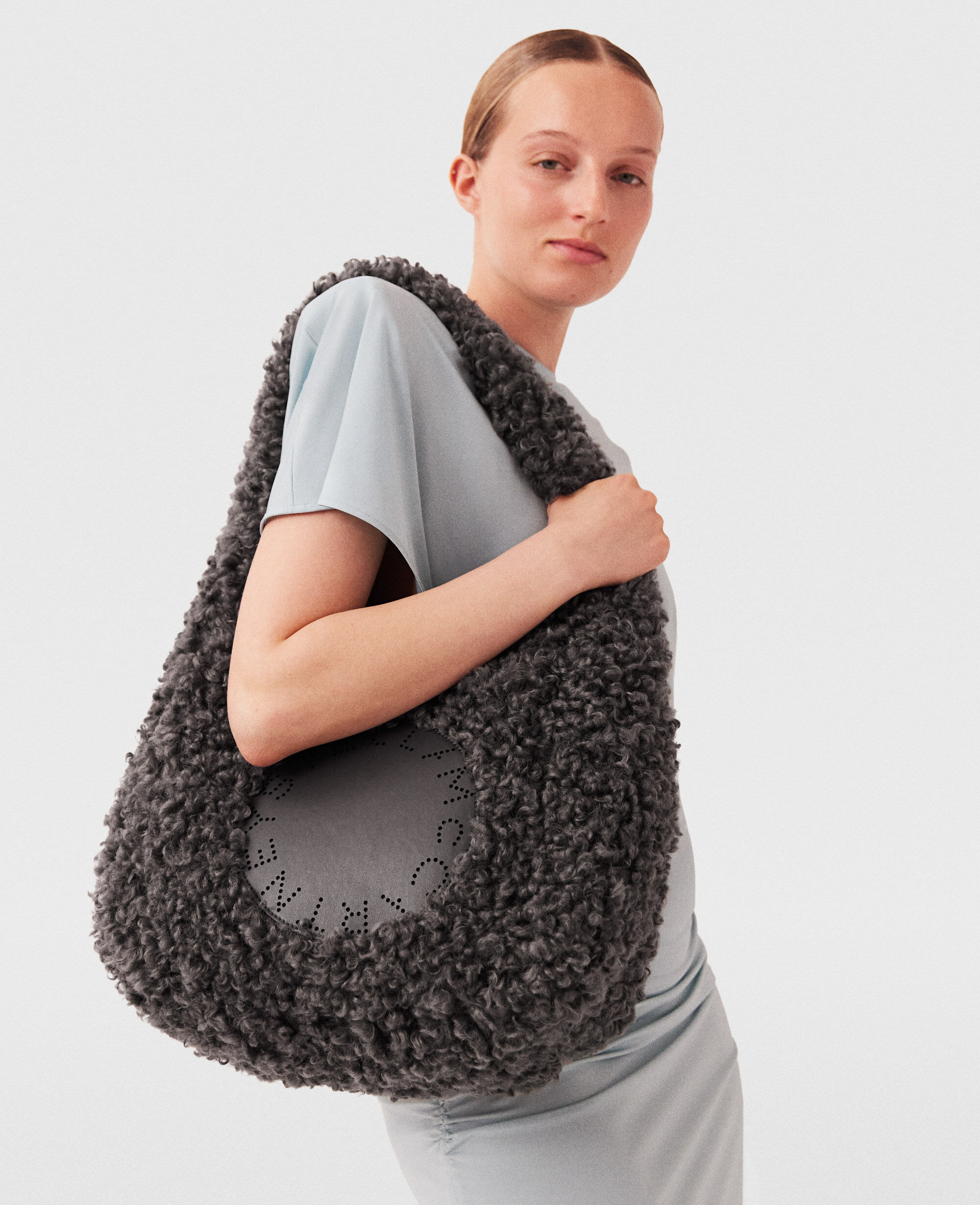 Stella McCartney ロゴ プラッシュテディ ラージ トートバッグ Women チャコールグレー ロゴ プラッシュテディ ホーボー ラージ