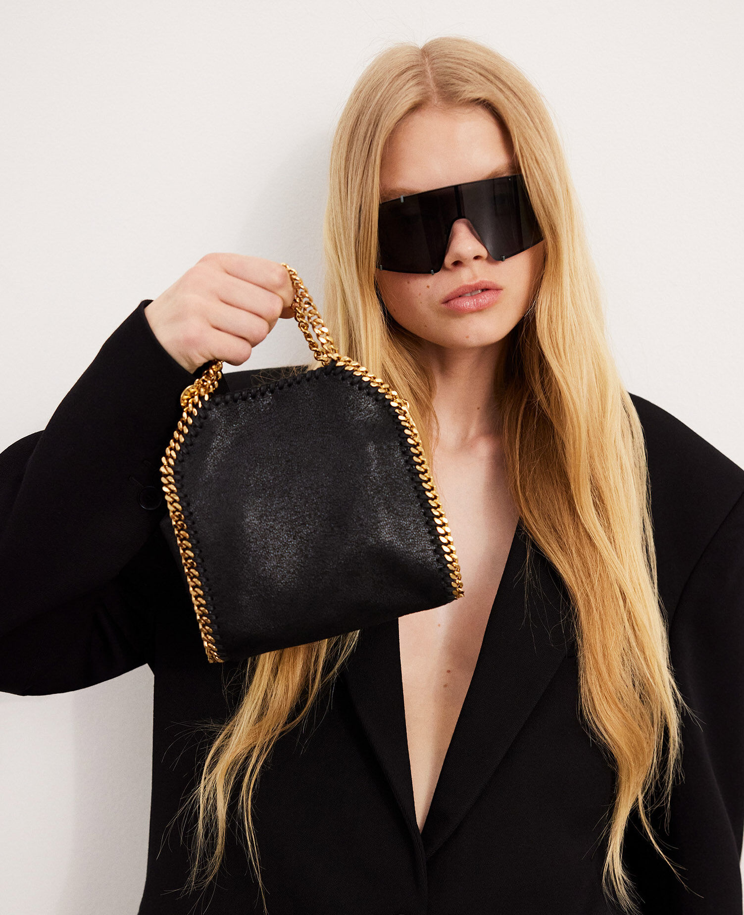 美品 ステラマッカートニー ファラベラ 2way ミニ 黒 ゴールドチェーン Stella McCartney STELLA McCARTNEY ステラマッカートニー ショルダー