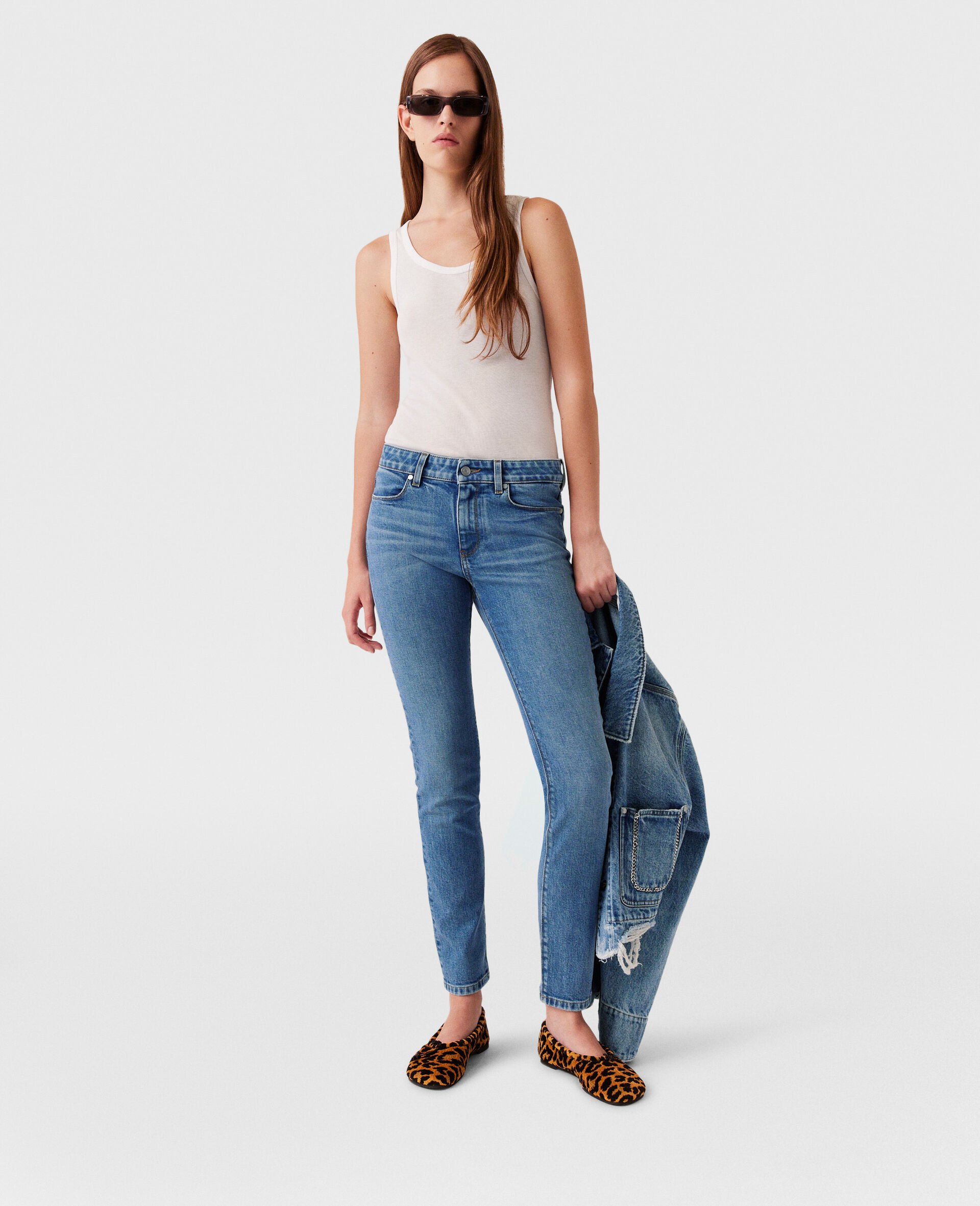 Cropped Skinny Jeans-Blue-model Cropped Skinny Jeans-Blue-model