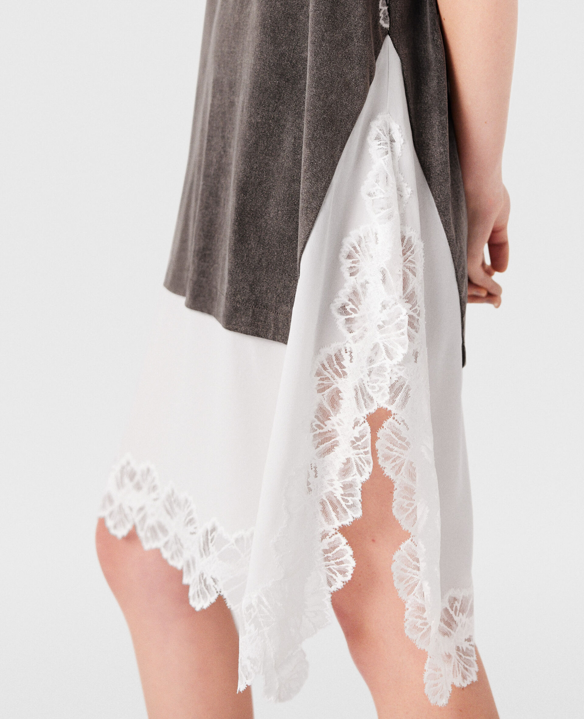 Abito Maglietta Midi con Inserto in Pizzo-Grigio-large image number 3