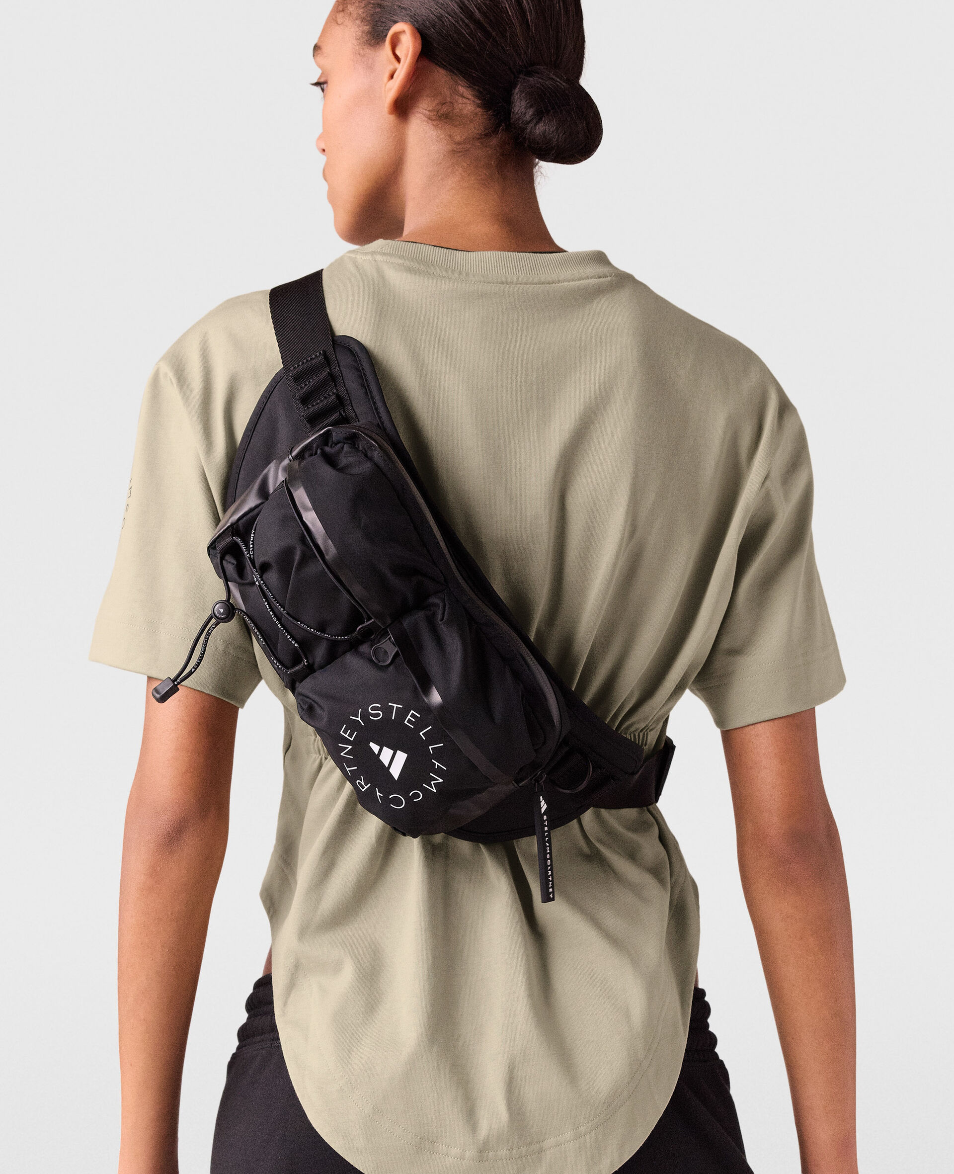 Logo Bum Bag-Black-model Logo Bum Bag-Black-model