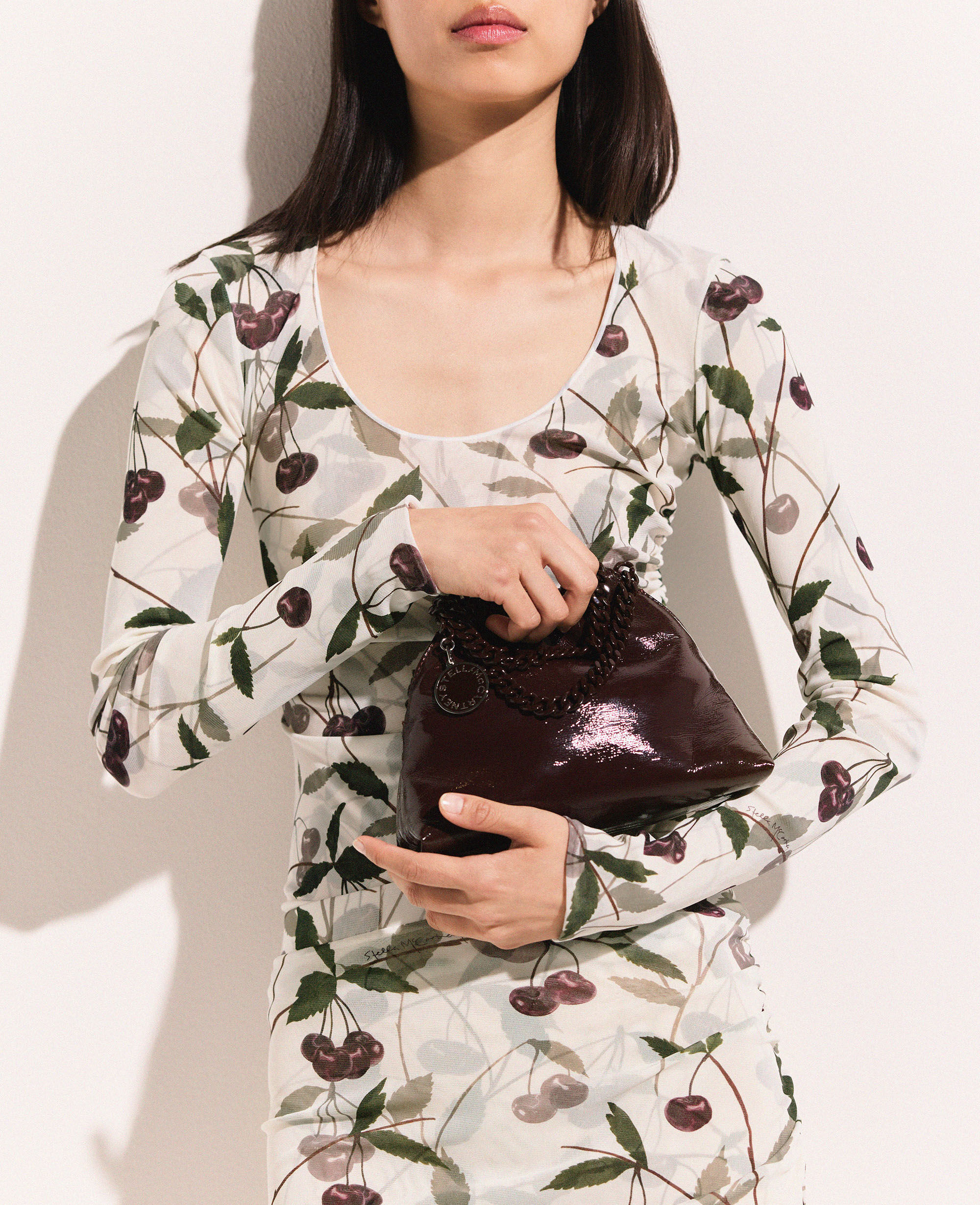 工場直売 Women Cream Cherry Print Mesh Long Sleeve Top | Stella バッグ