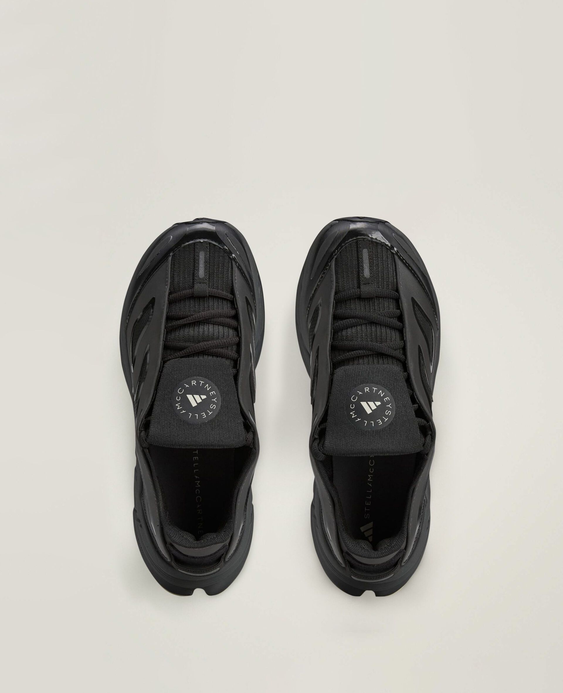 ADISTAR Distance Running Trainers-Black-large image number 4