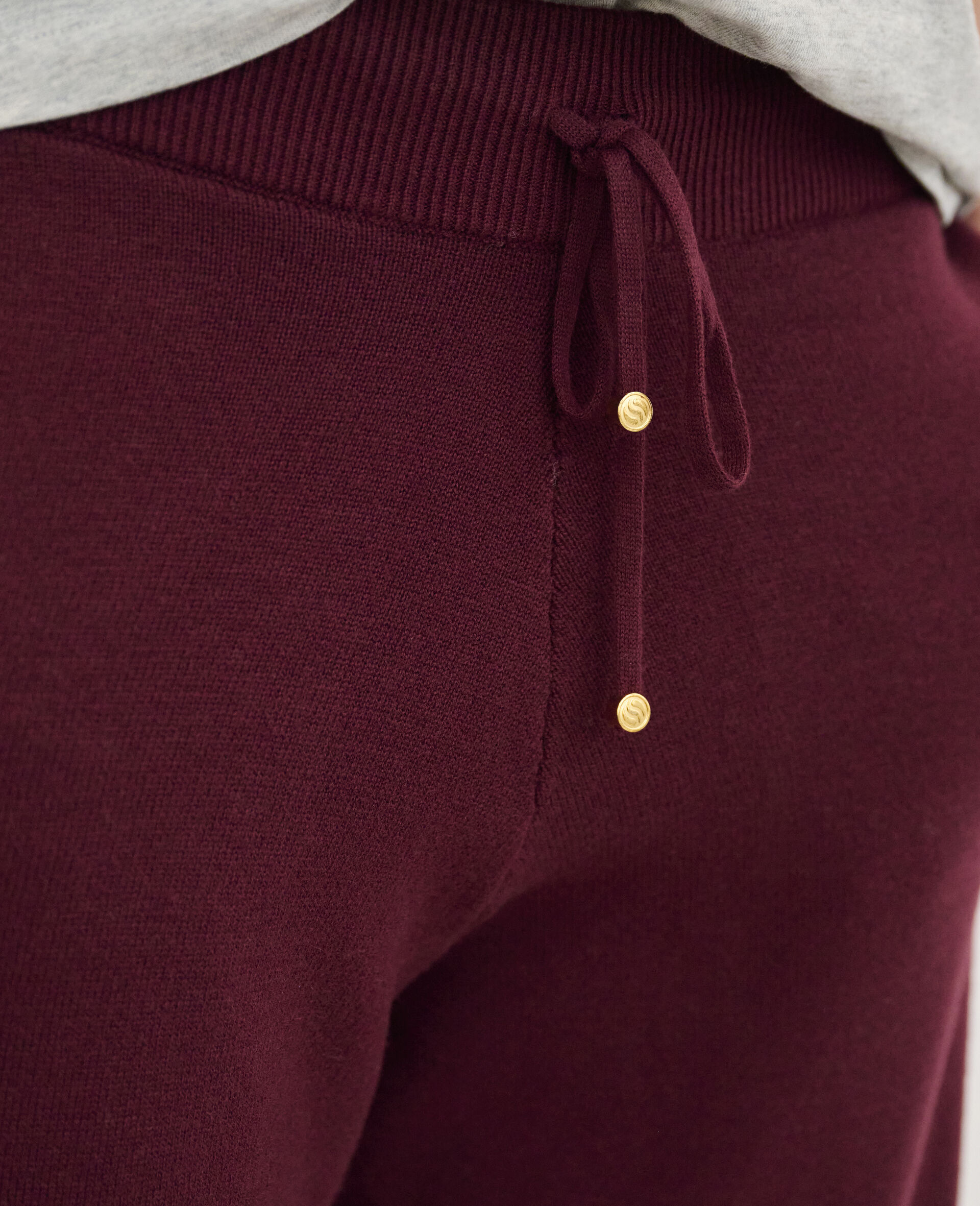 Mid-Rise Tapered Sweatpants-Black-large image number 2