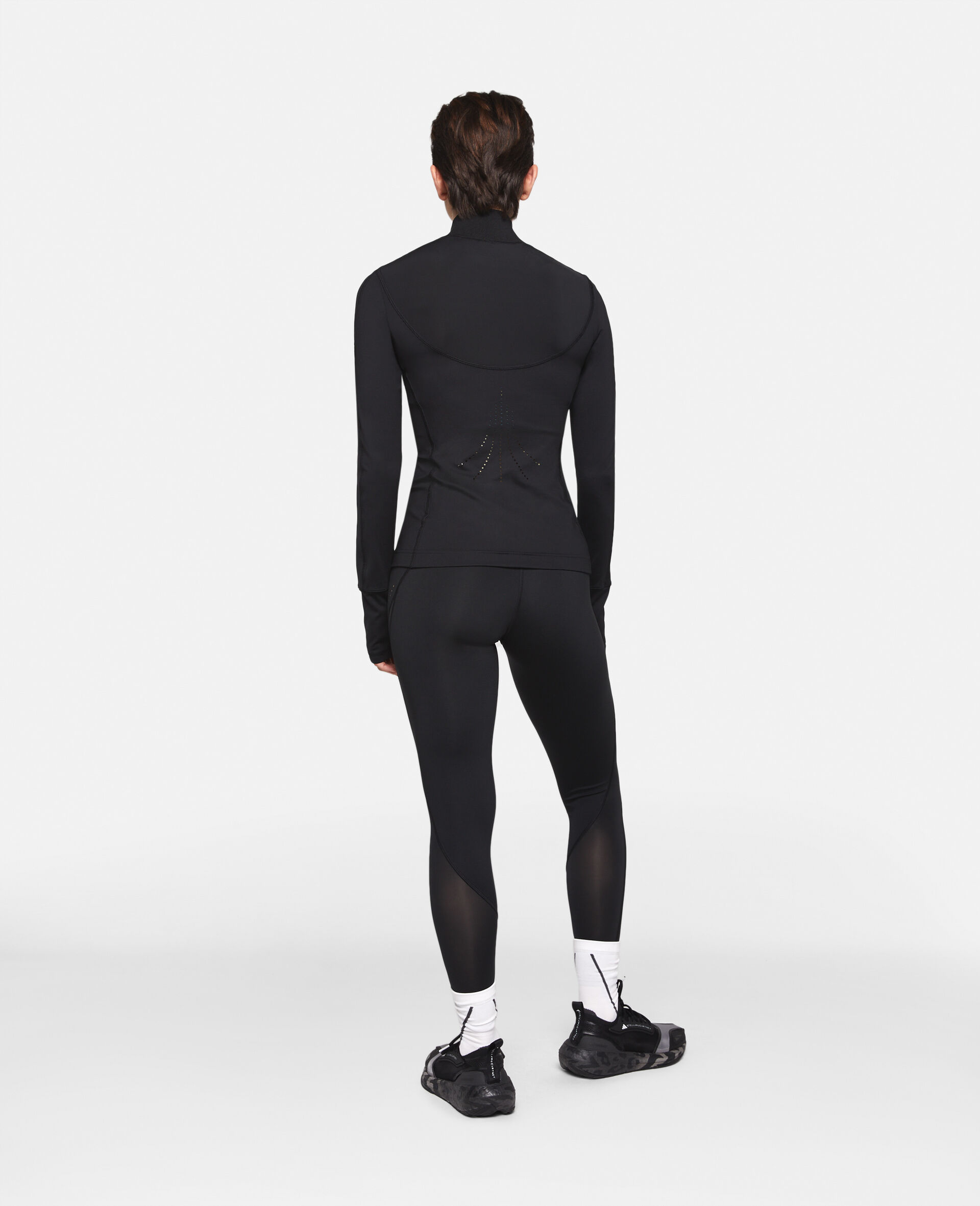 TruePurpose Training Midlayer Top-Black-large image number 1