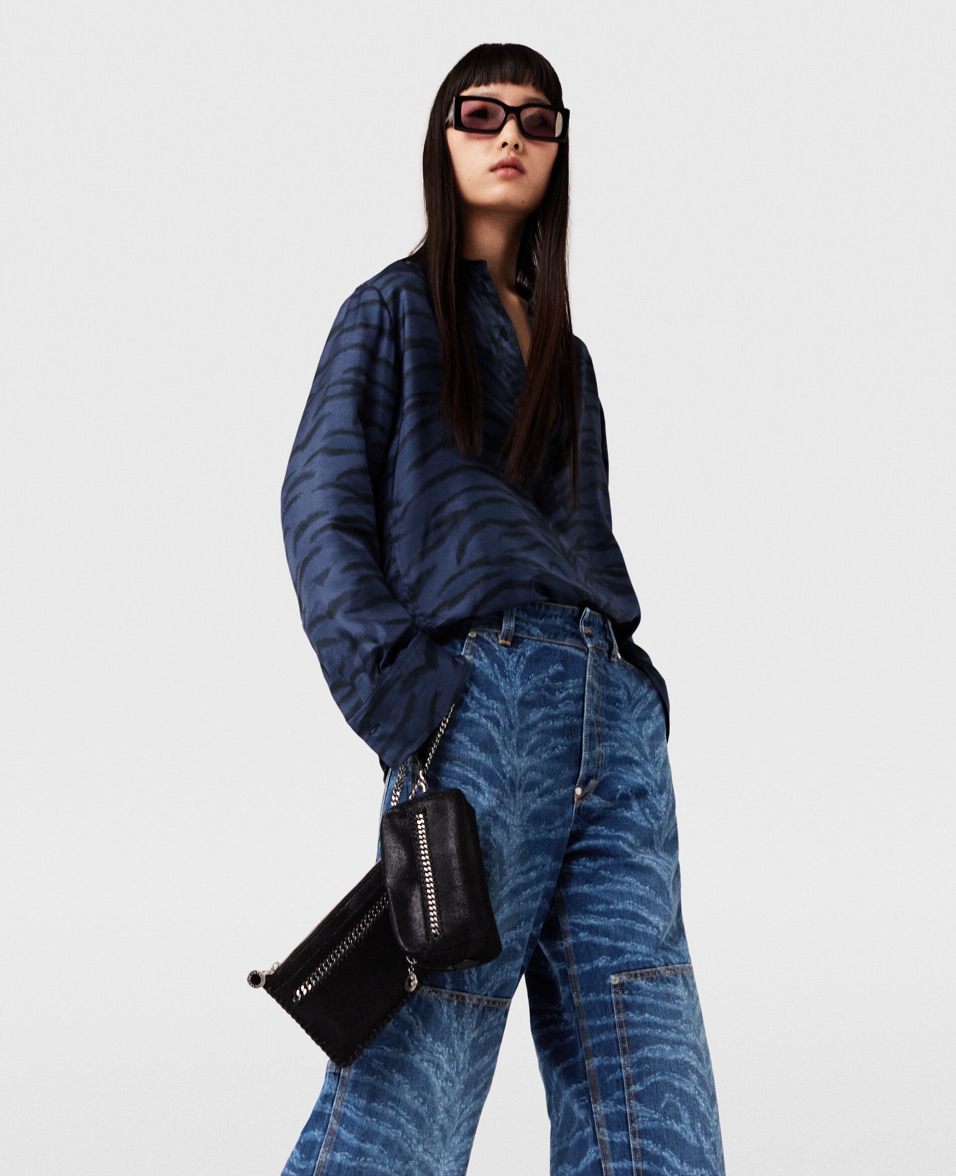 Falabella Cosmetic Case-Black-large image number 1