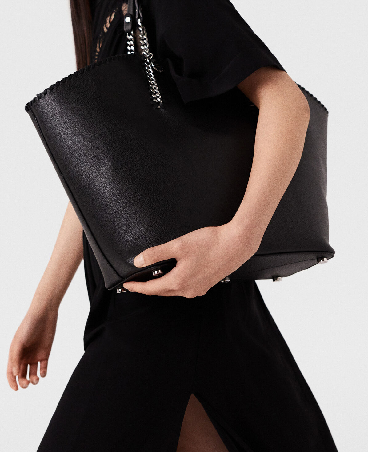 最高級 Women Pitch black Falabella Re-Edition Tote Bag | Stella トップス