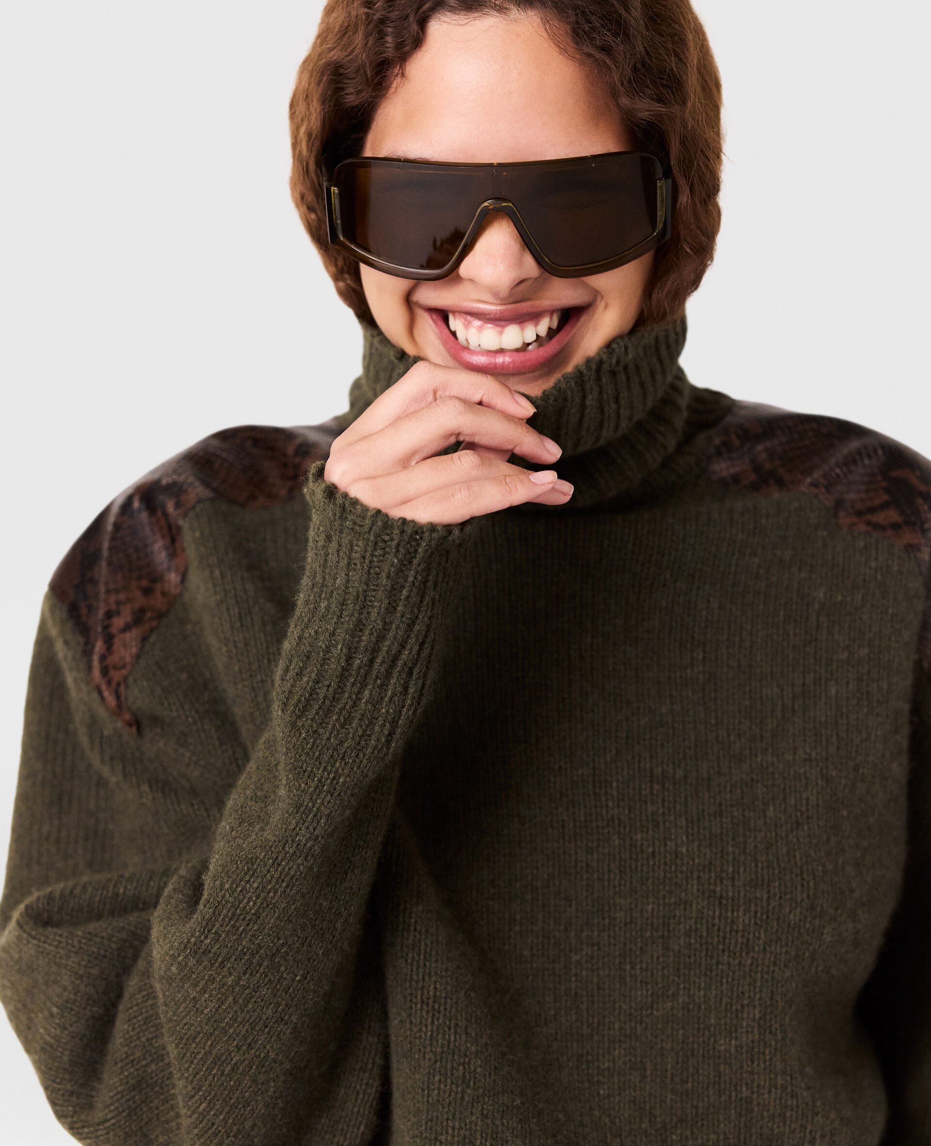 Snake Panel Turtleneck Sweater-Green-large image number 5