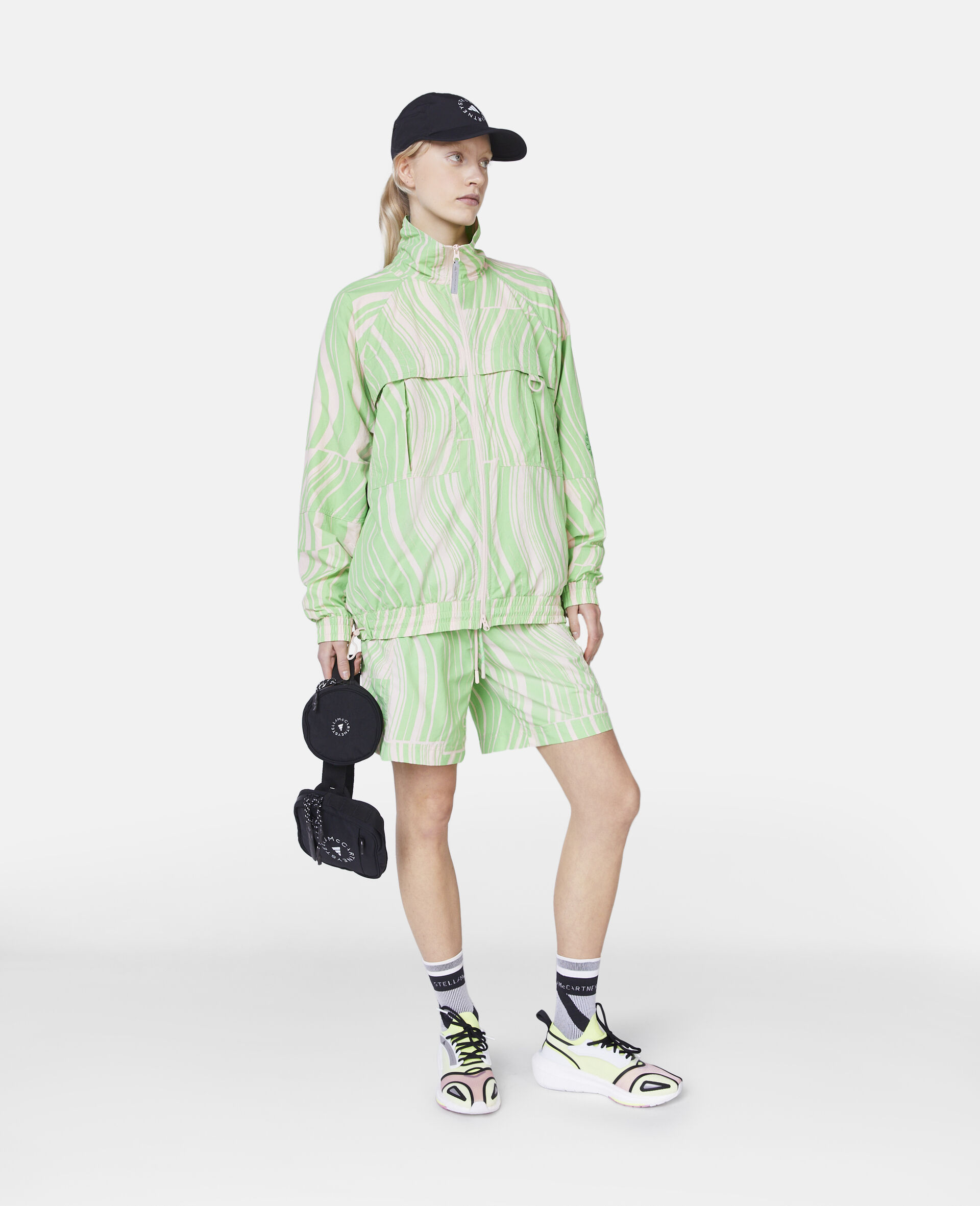 TrueCasuals Hover Float Print Woven Tracktop-Green-large image number 1