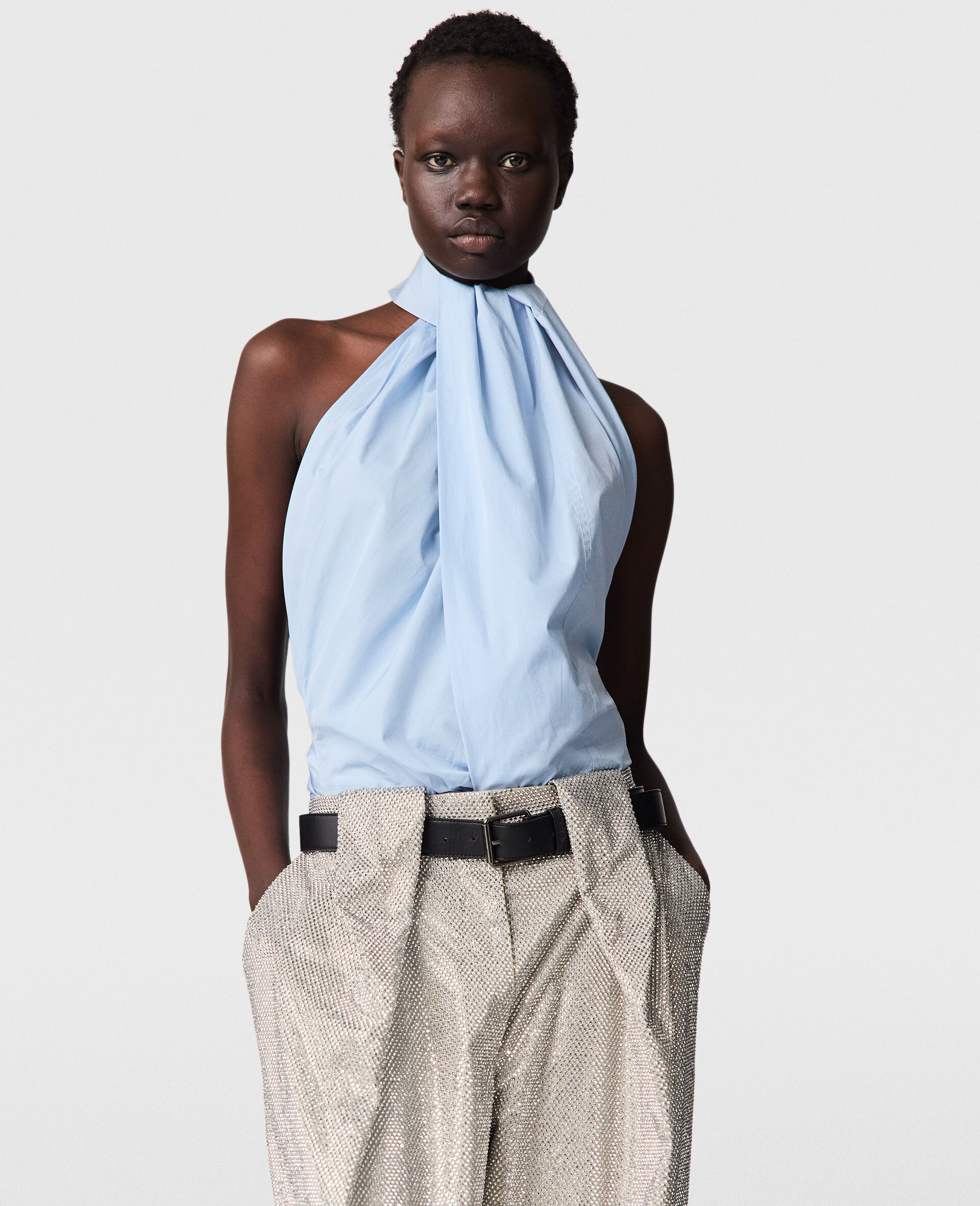 Halterneck Panel Sleeveless Top-Blue-model