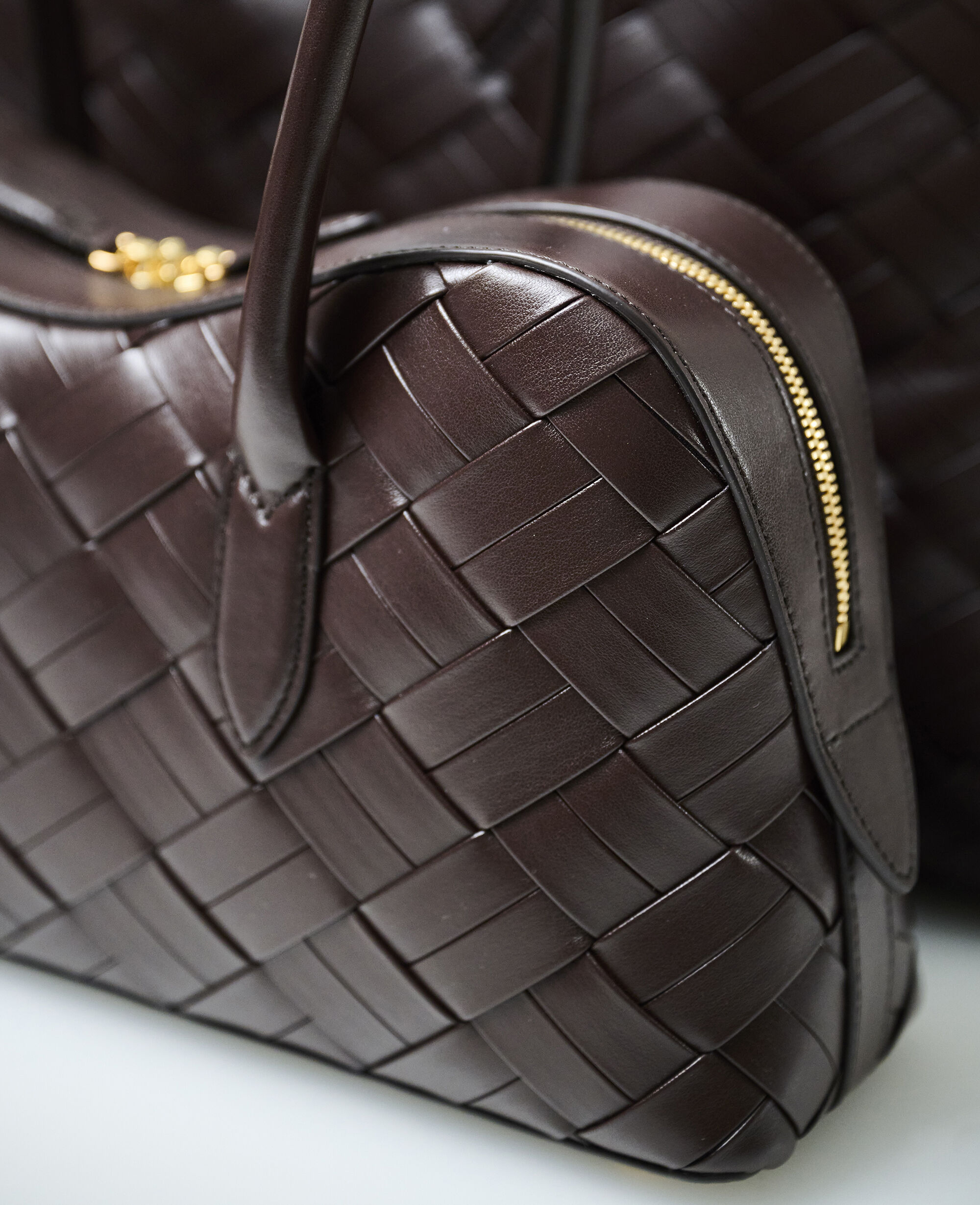 ショルダーバッグ・ポシェット STELLA MCCARTNEY Woman Shoulder bag Cocoa 7B0138WP0565 2012 Women Chocolate Ryder Crossbody Bag | Stella McCartney US