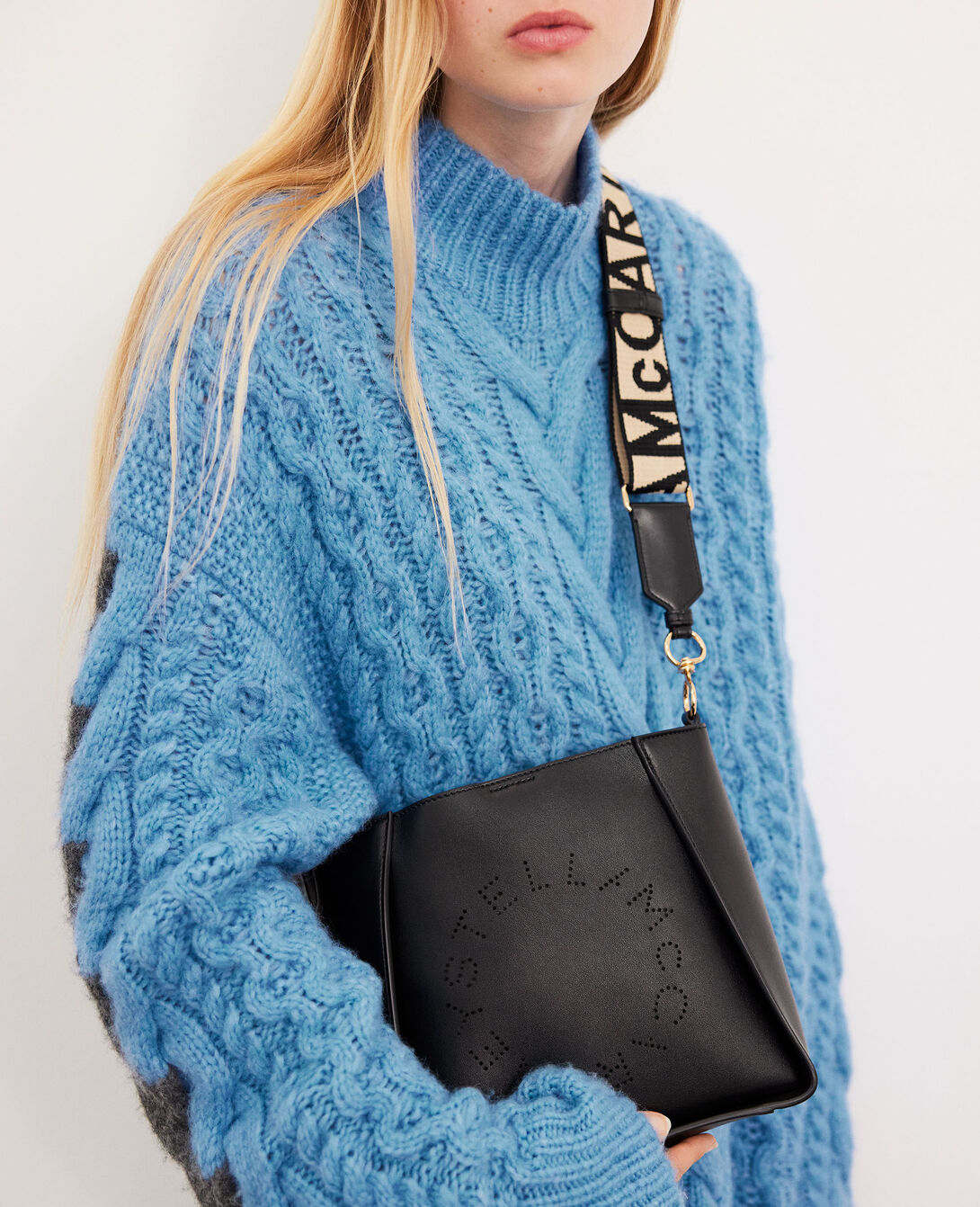Women Black Logo Crossbody Bag | Stella McCartney GB