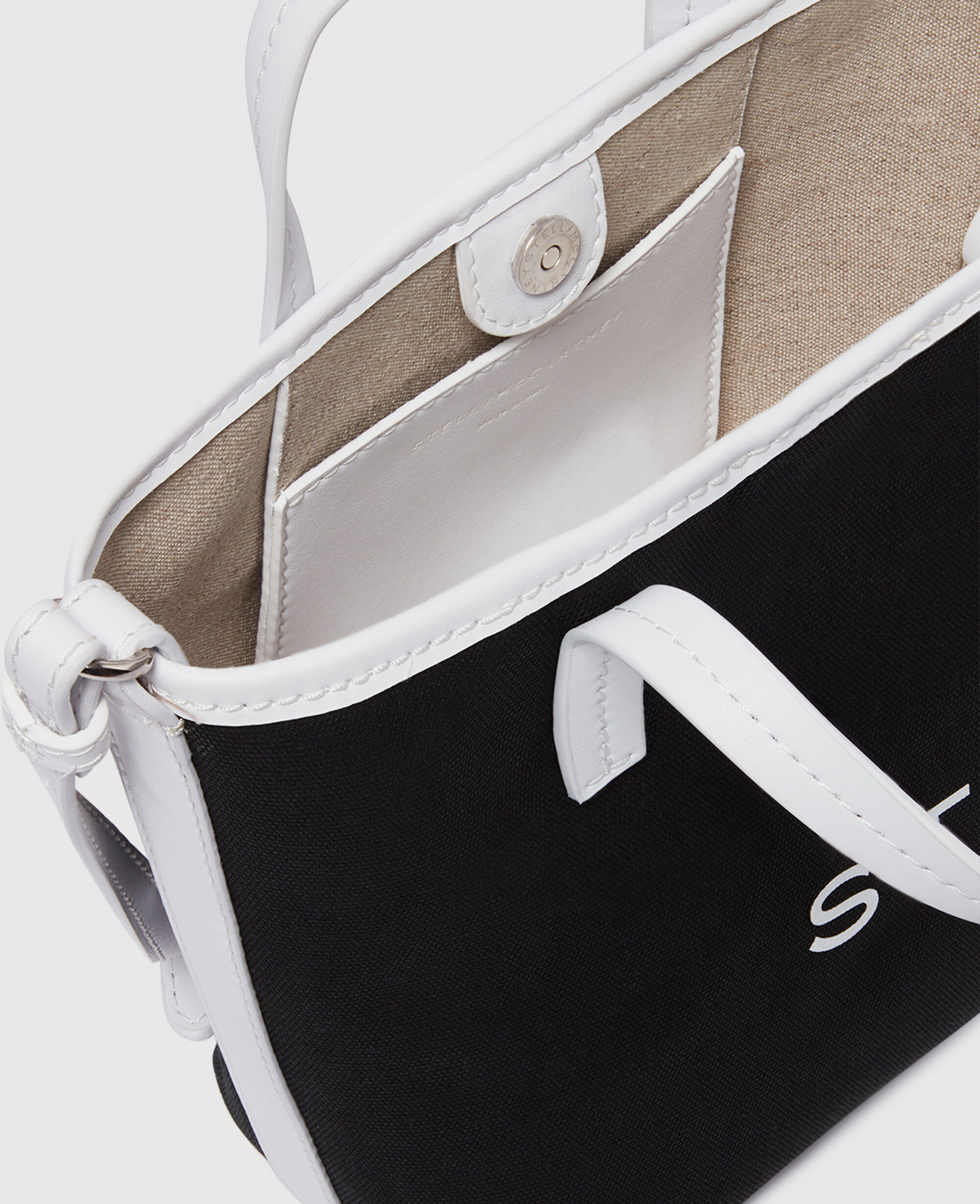 Women Black and white SMC Bananatex® Crossbody Tote Bag