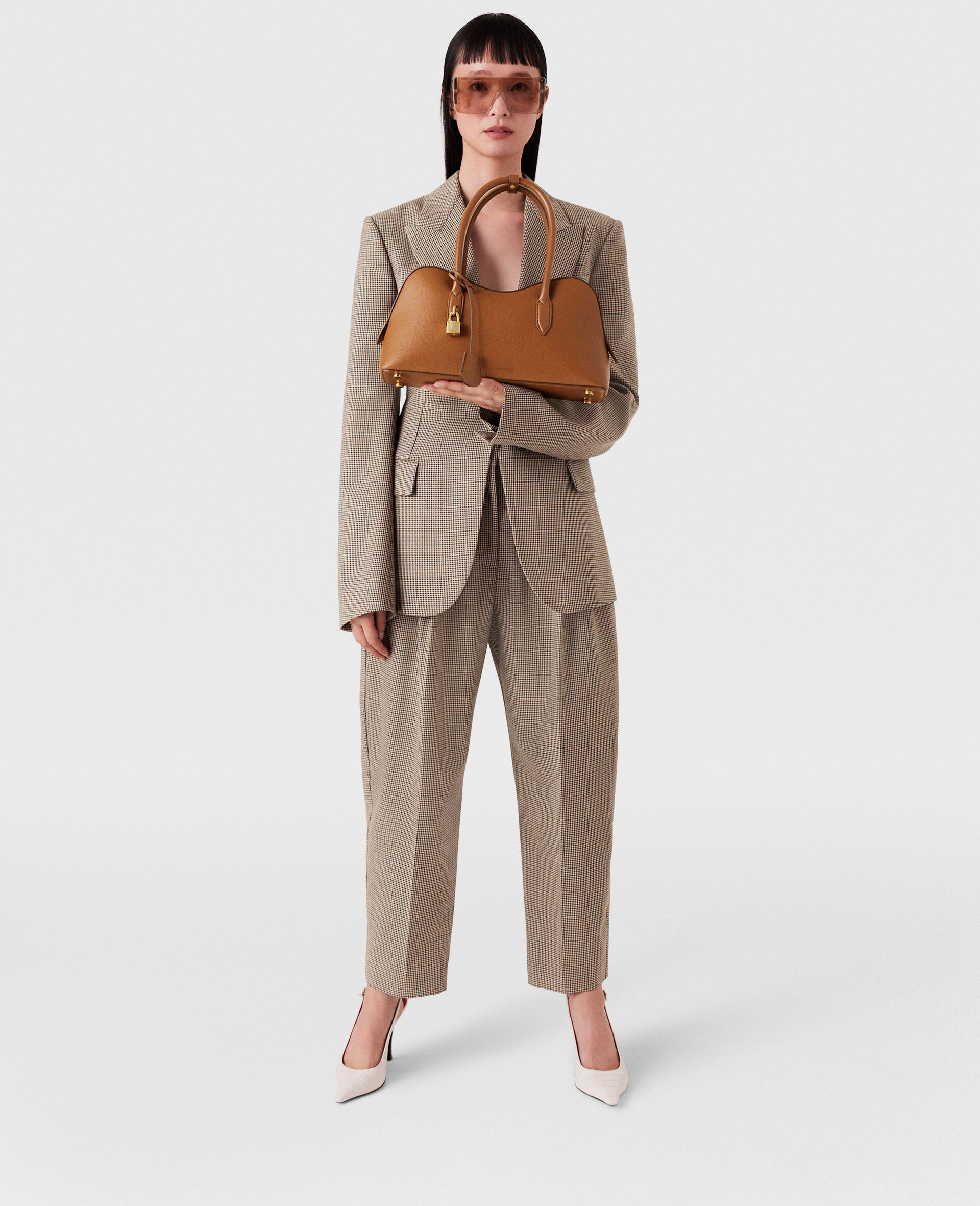 Pleated Houndstooth Wool Pants-Brown-model
