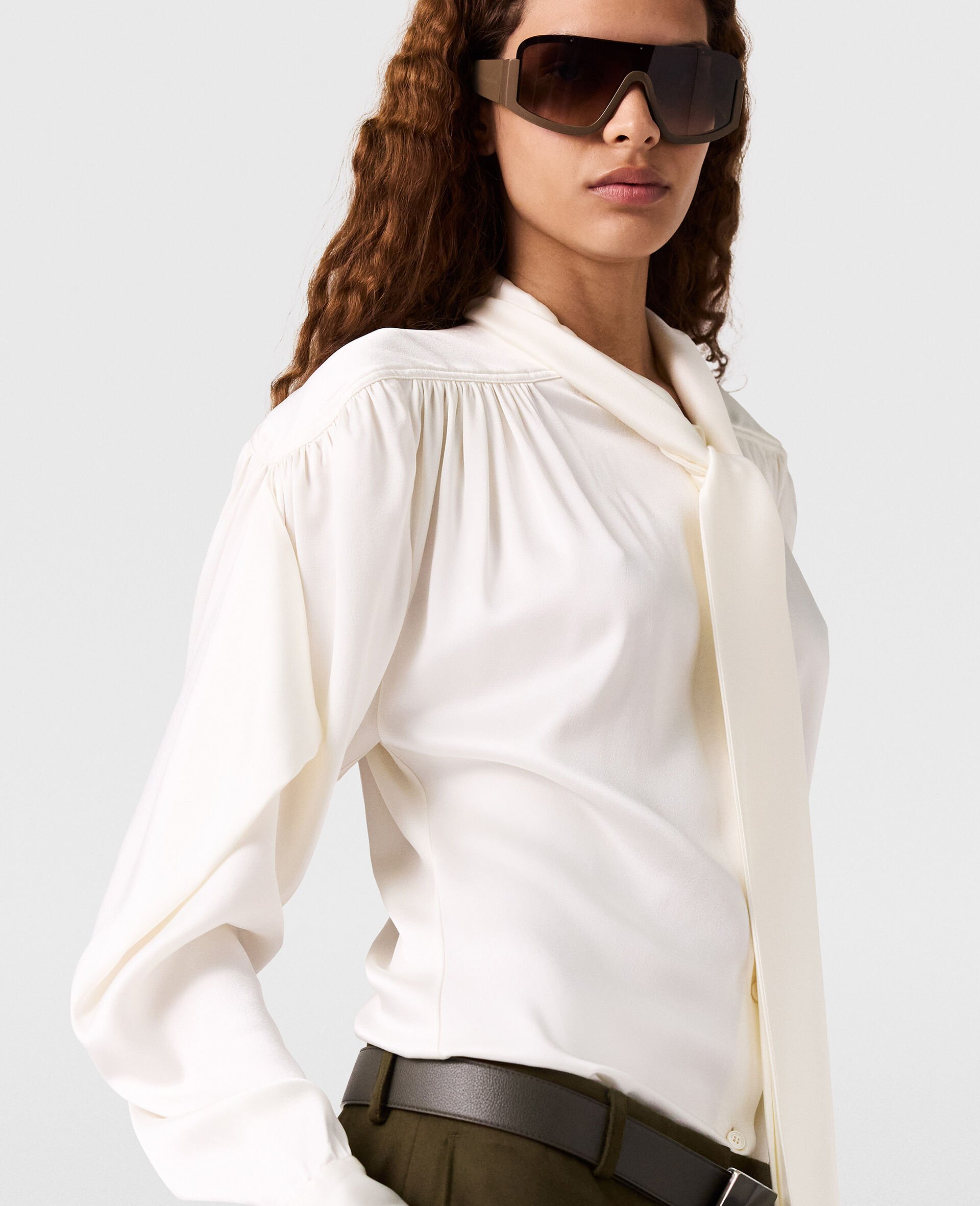 Neck-Tie Shoulder Pad Long-Sleeve Shirt-White-large Neck-Tie Shoulder Pad Long-Sleeve Shirt-White-large image number 2
