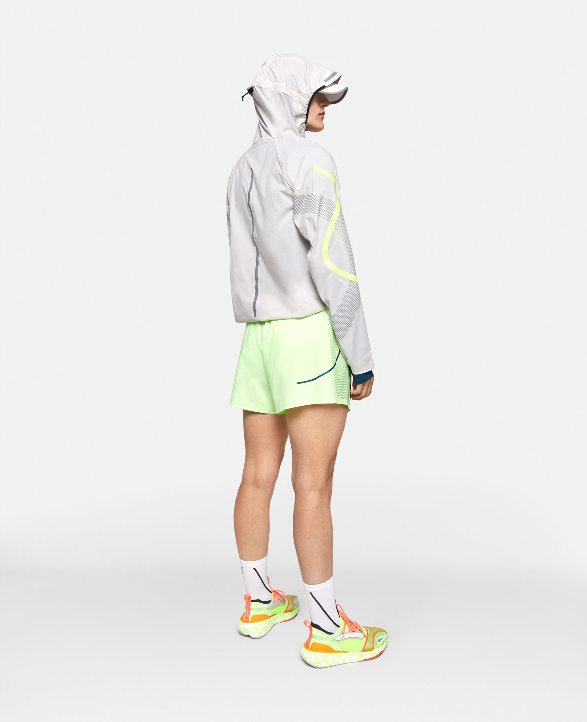 TruePace连帽跑步外套-棕色-large image number 2