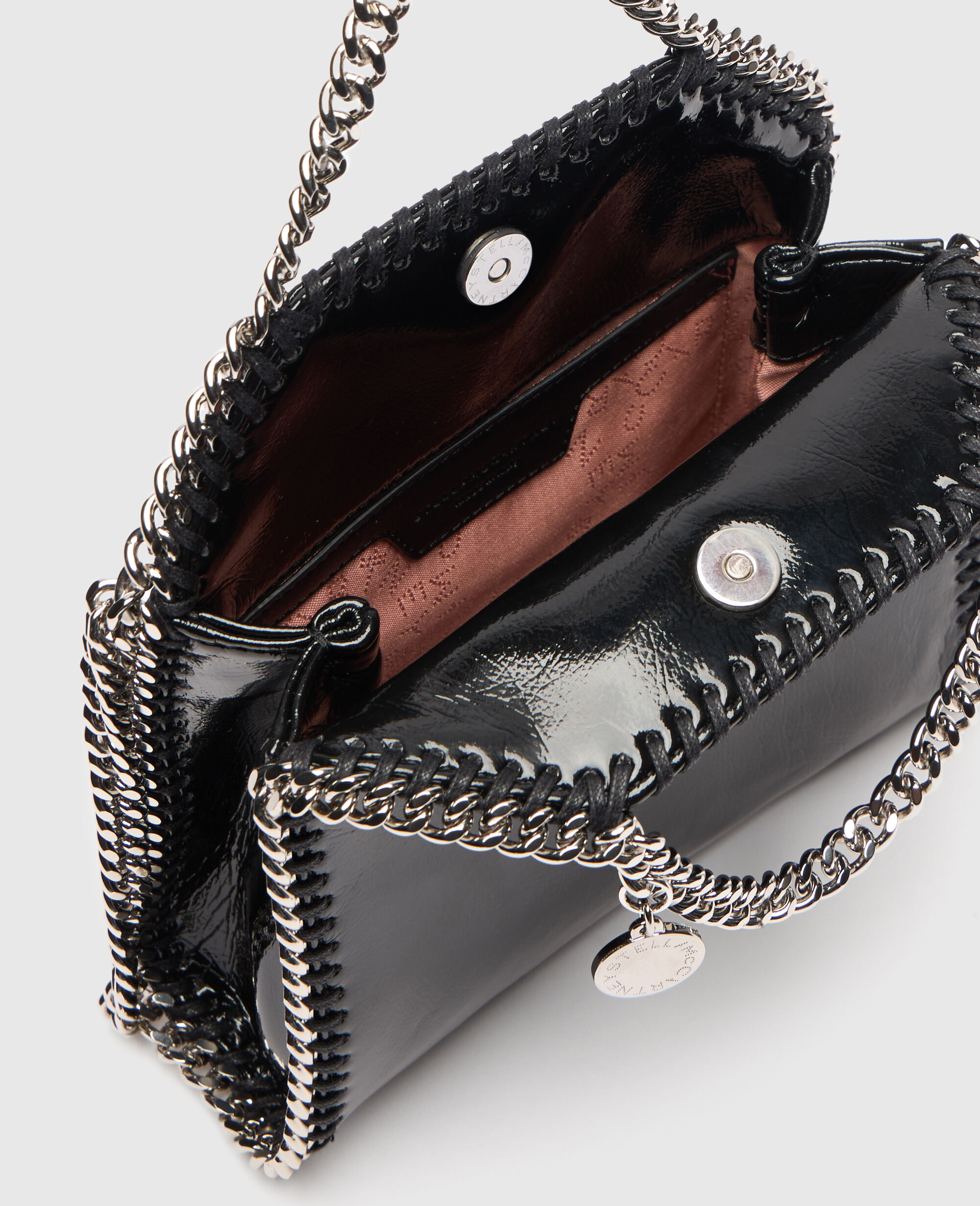 【Stella McCartney】 Falabellaスモール faux patentレザートー Falabella Small faux patent leather tote bag in burgundy