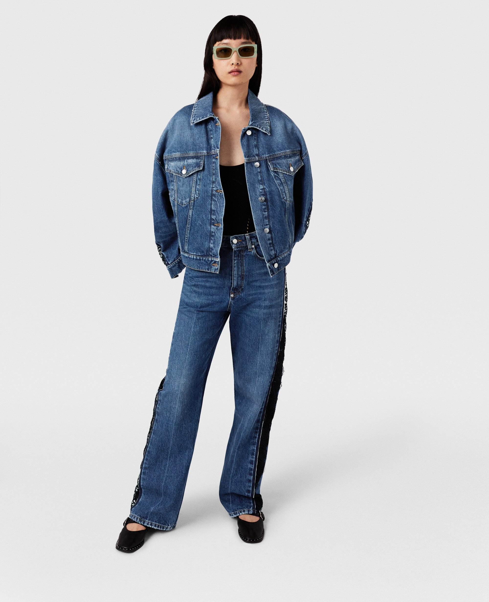 最旬トレンドパンツ Women ヴィンテージ インサート レース デニム ウォッシュブルー ジャケット・アウター