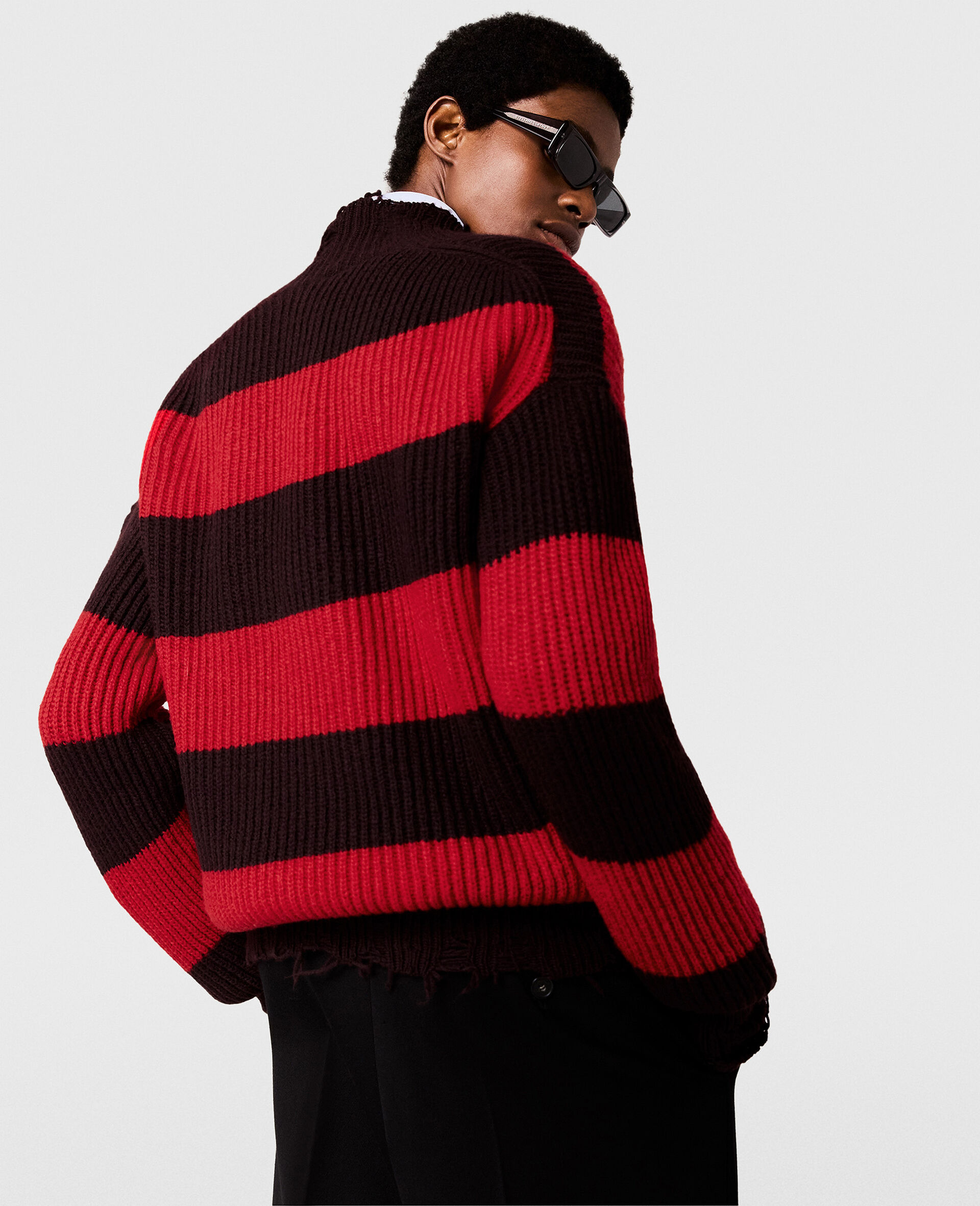 Pull oversize raye a col en V-Rouge-large image number 3