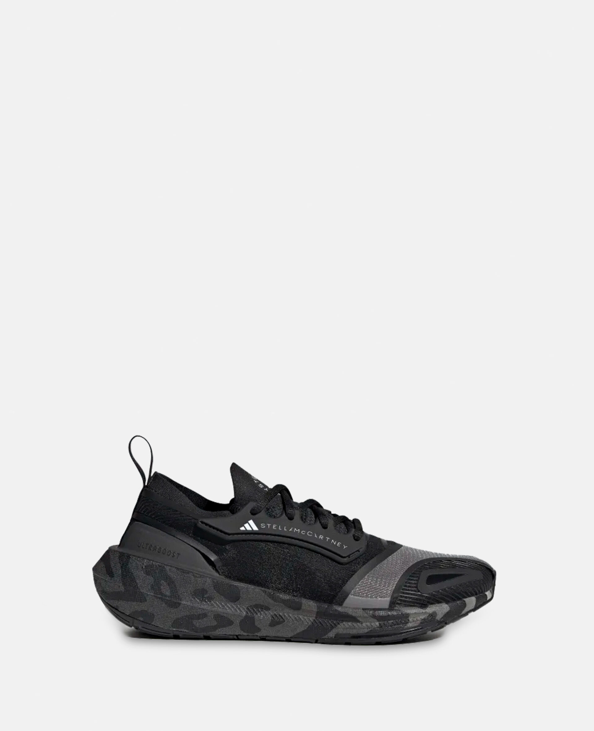 Stella mccartney ultra boosts online